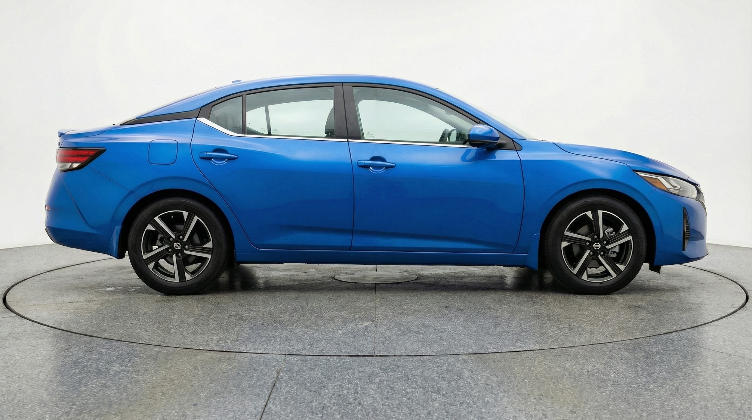 Thumbnail: 2025 Nissan Sentra - 8