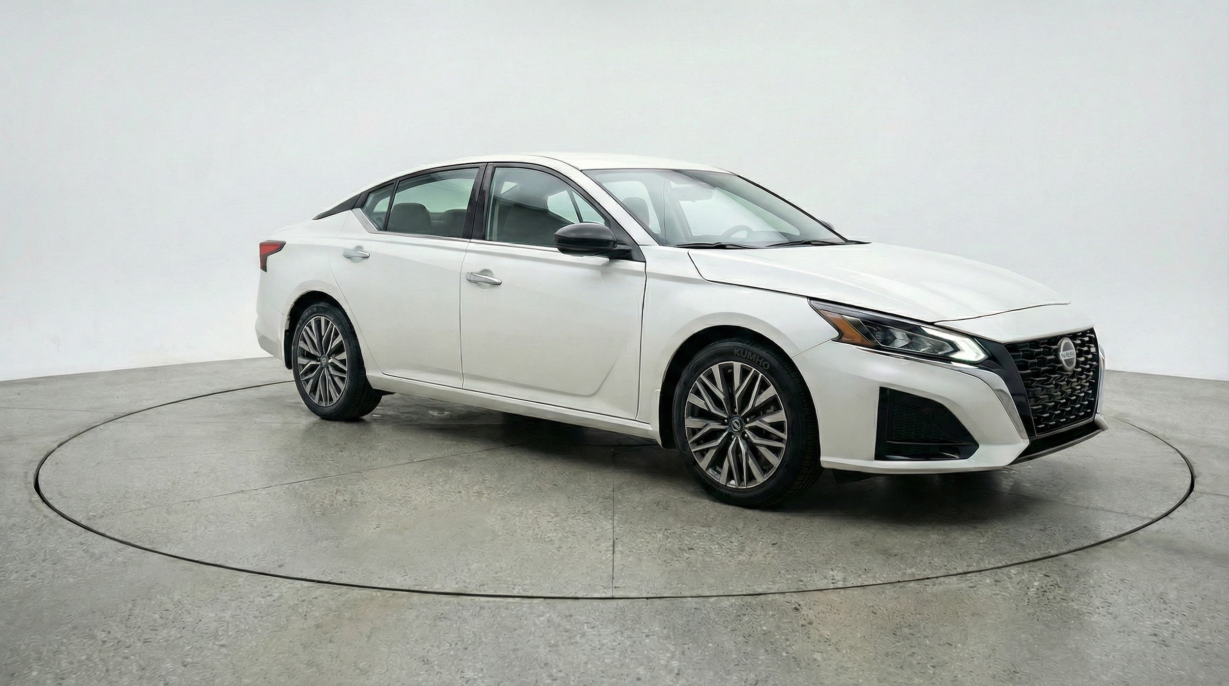 Thumbnail: 2025 Nissan Altima - 1