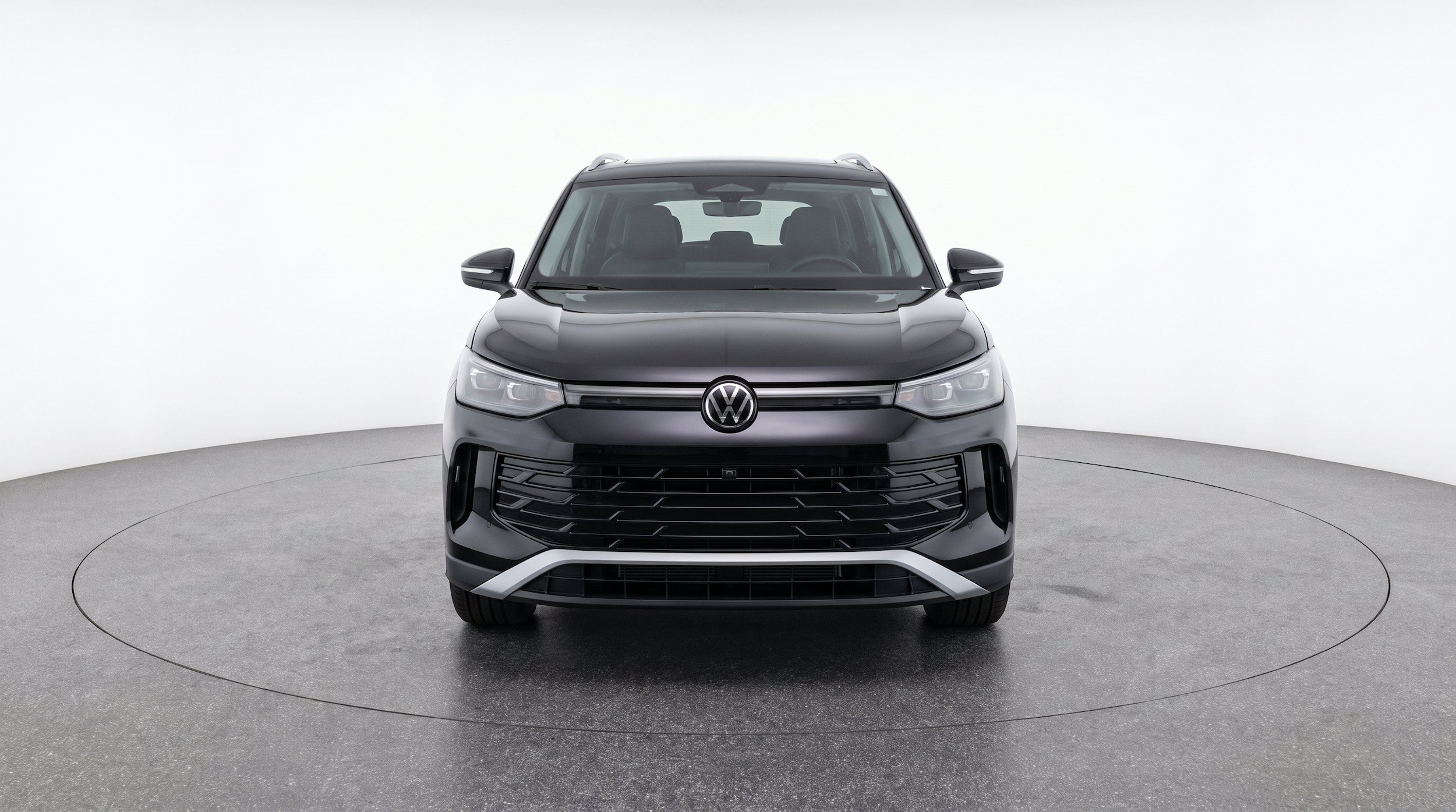 Thumbnail: 2026 Volkswagen Tiguan - 2