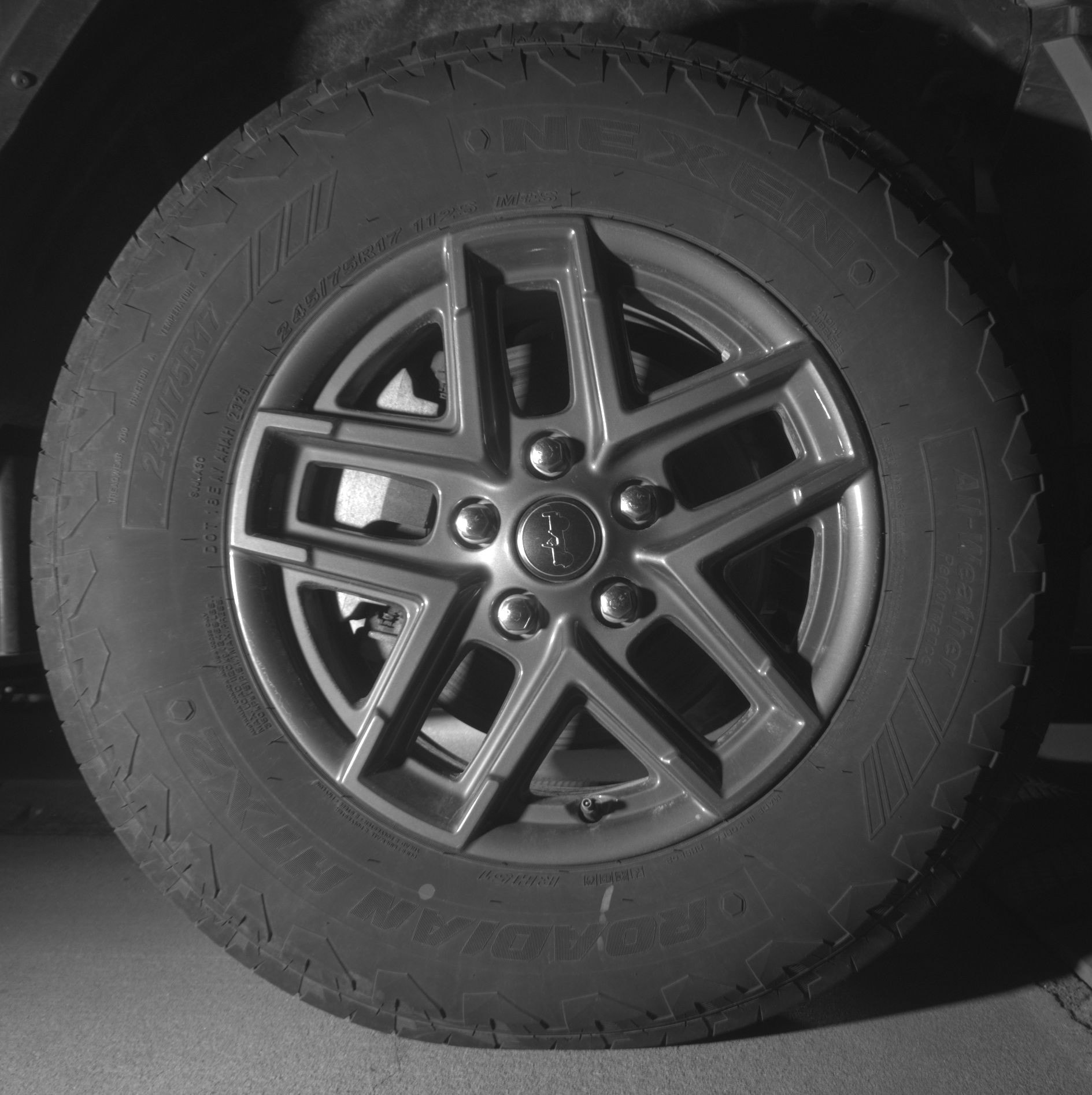 Thumbnail: 2025 Jeep Wrangler - 10