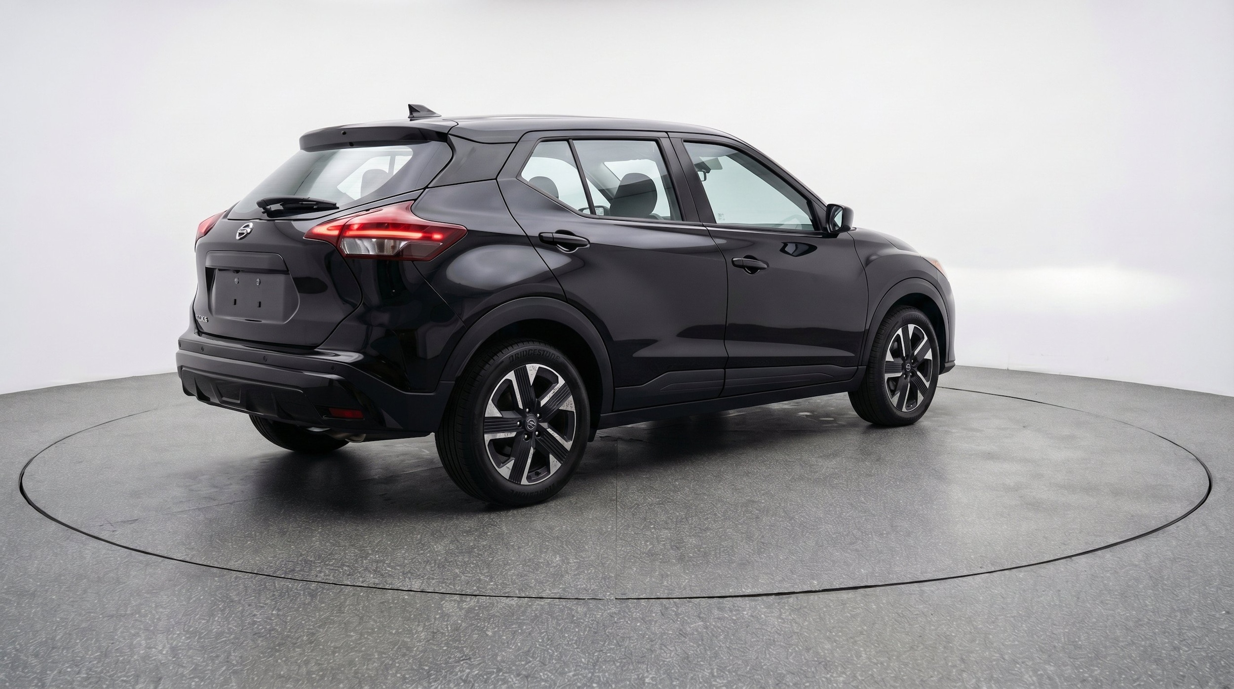 Thumbnail: 2026 Nissan Kicks - 9