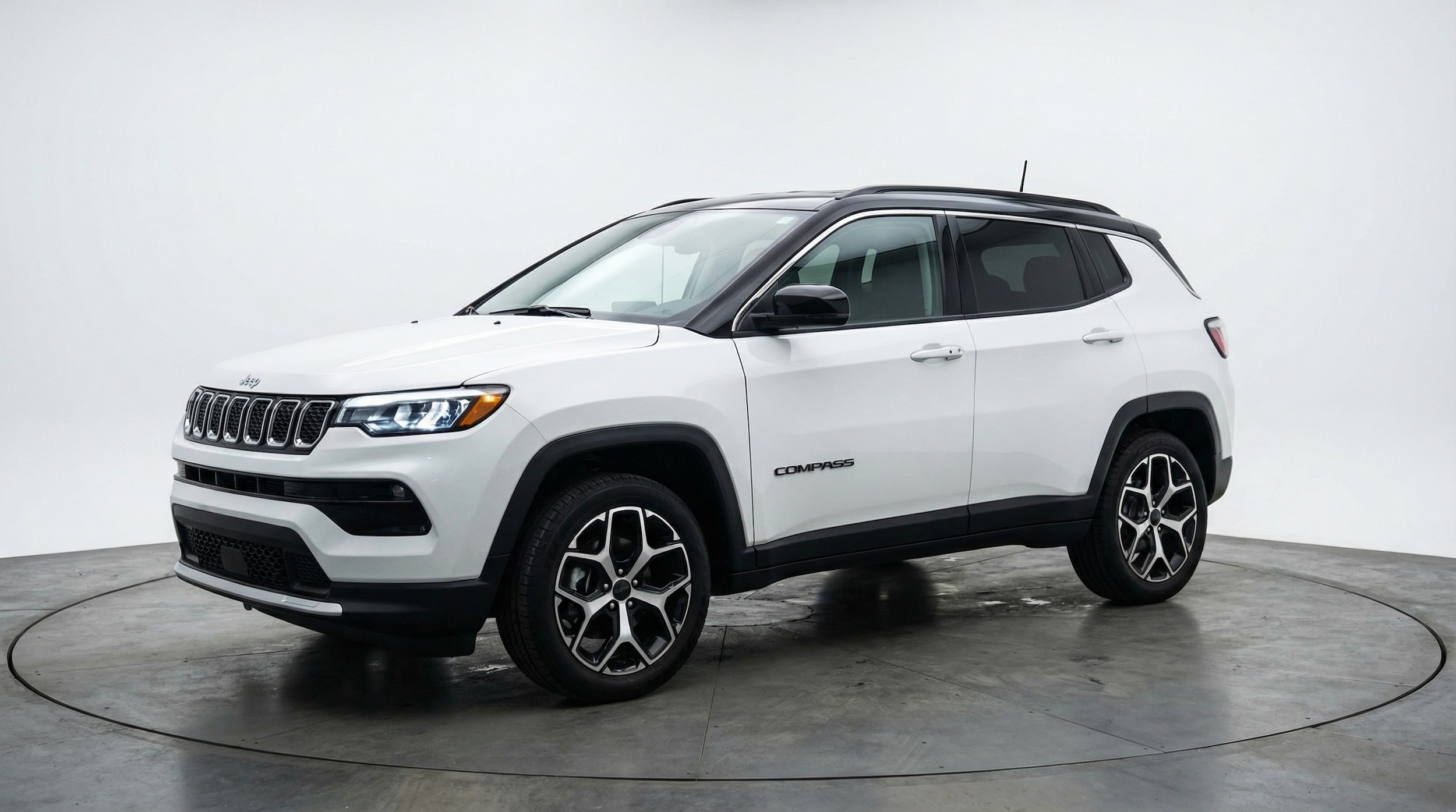 Thumbnail: 2025 Jeep Compass - 3