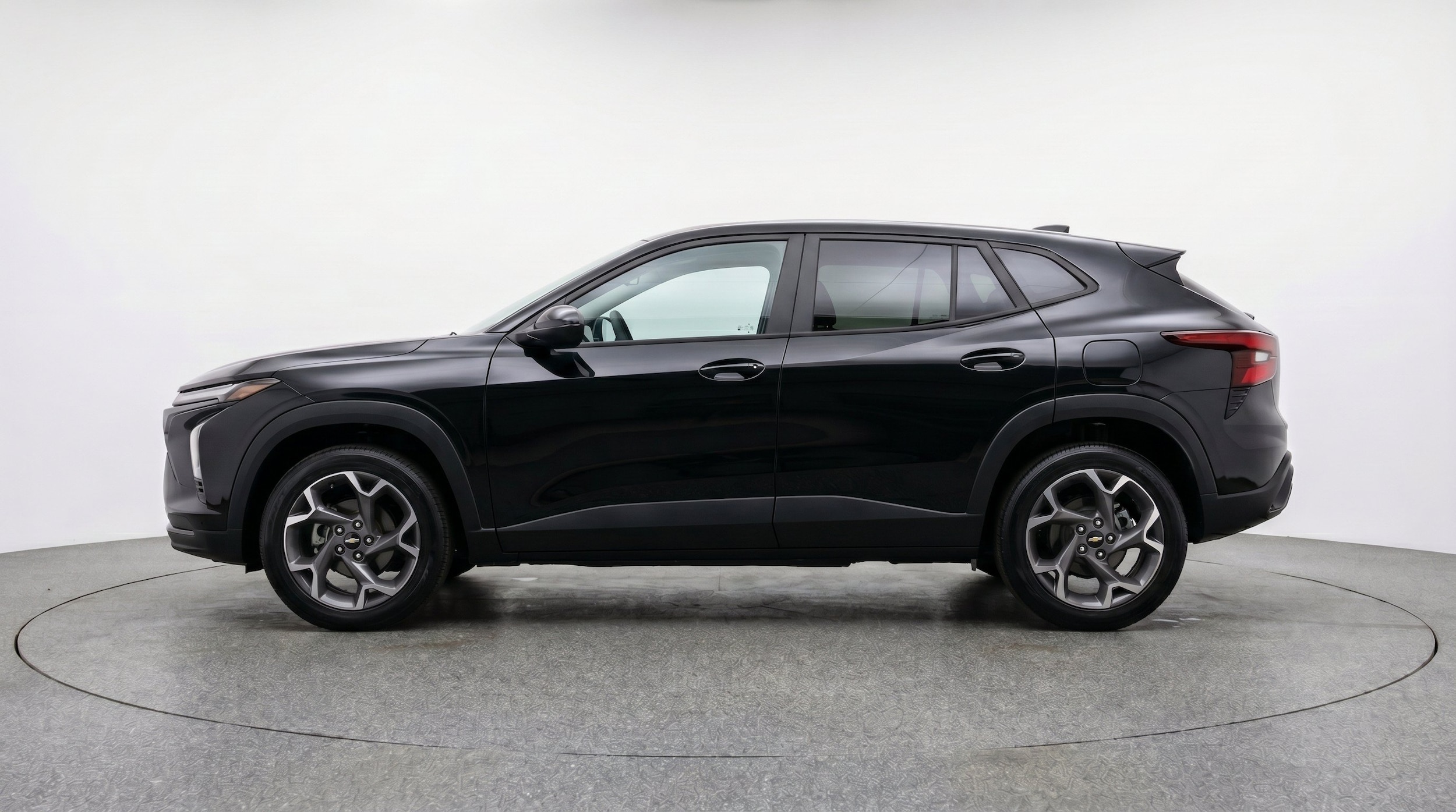 Thumbnail: 2025 Chevrolet Trax - 5