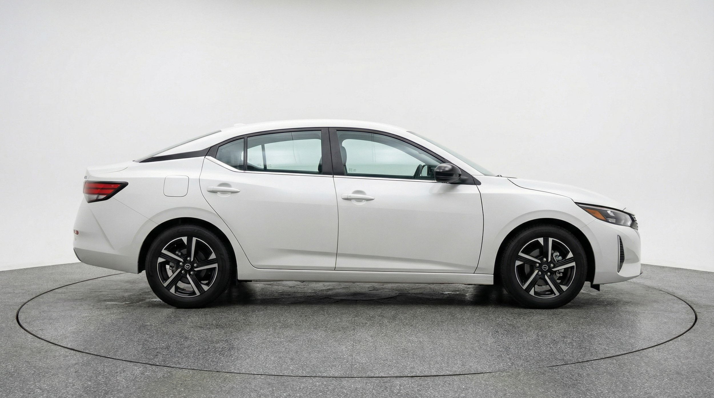 Thumbnail: 2025 Nissan Sentra - 8