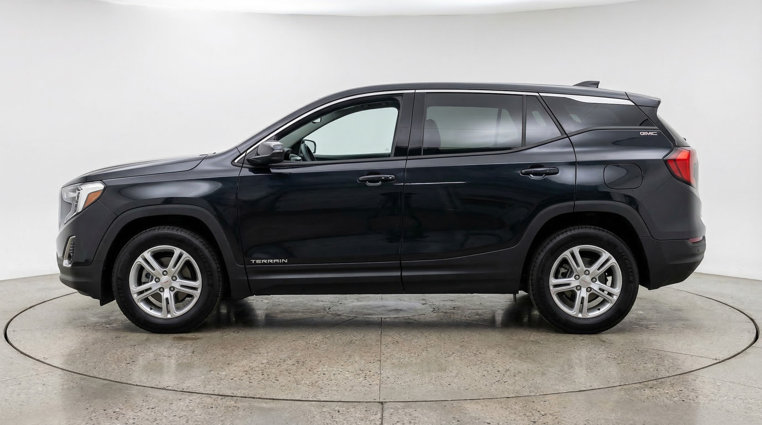 Thumbnail: 2024 GMC Terrain - 4