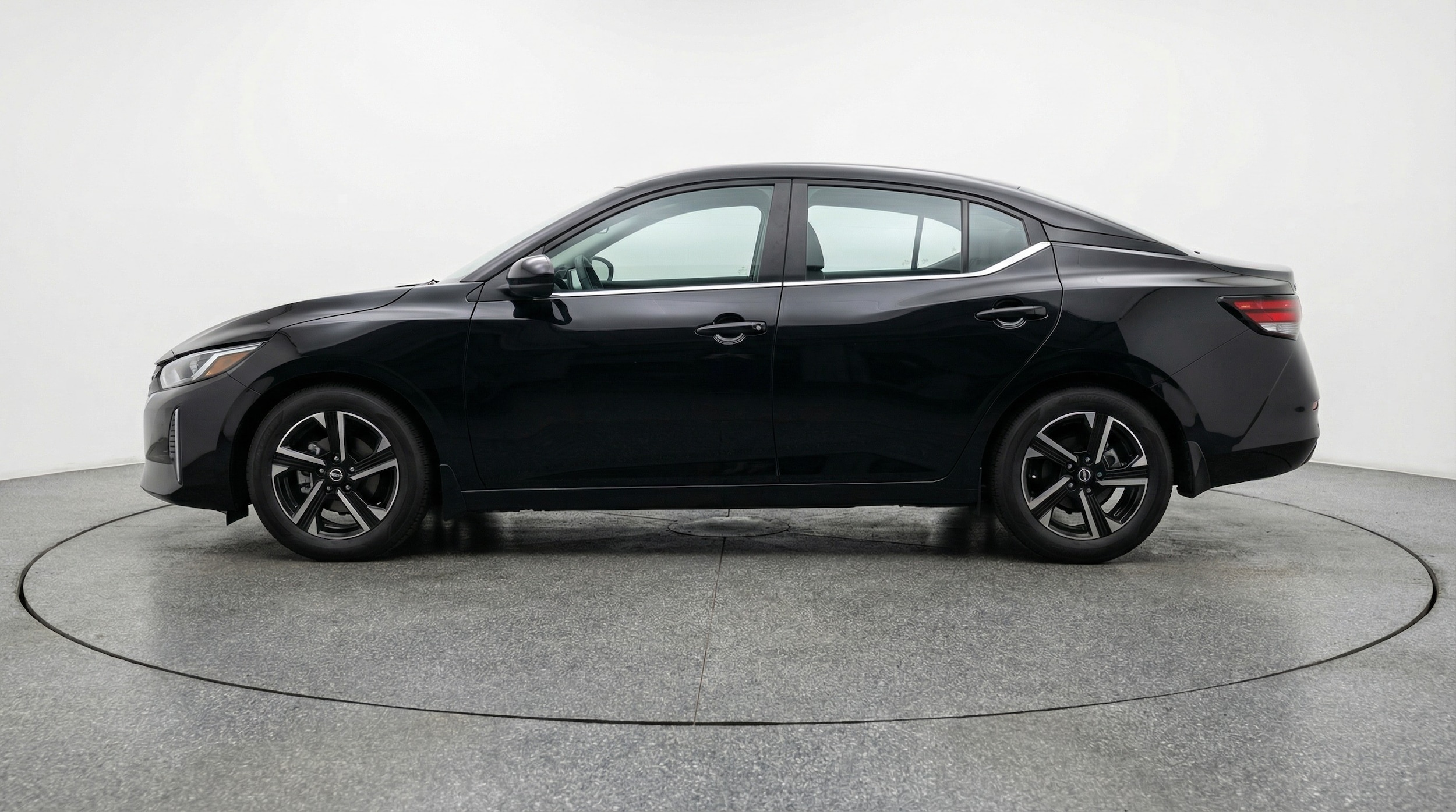 Thumbnail: 2025 Nissan Sentra - 4