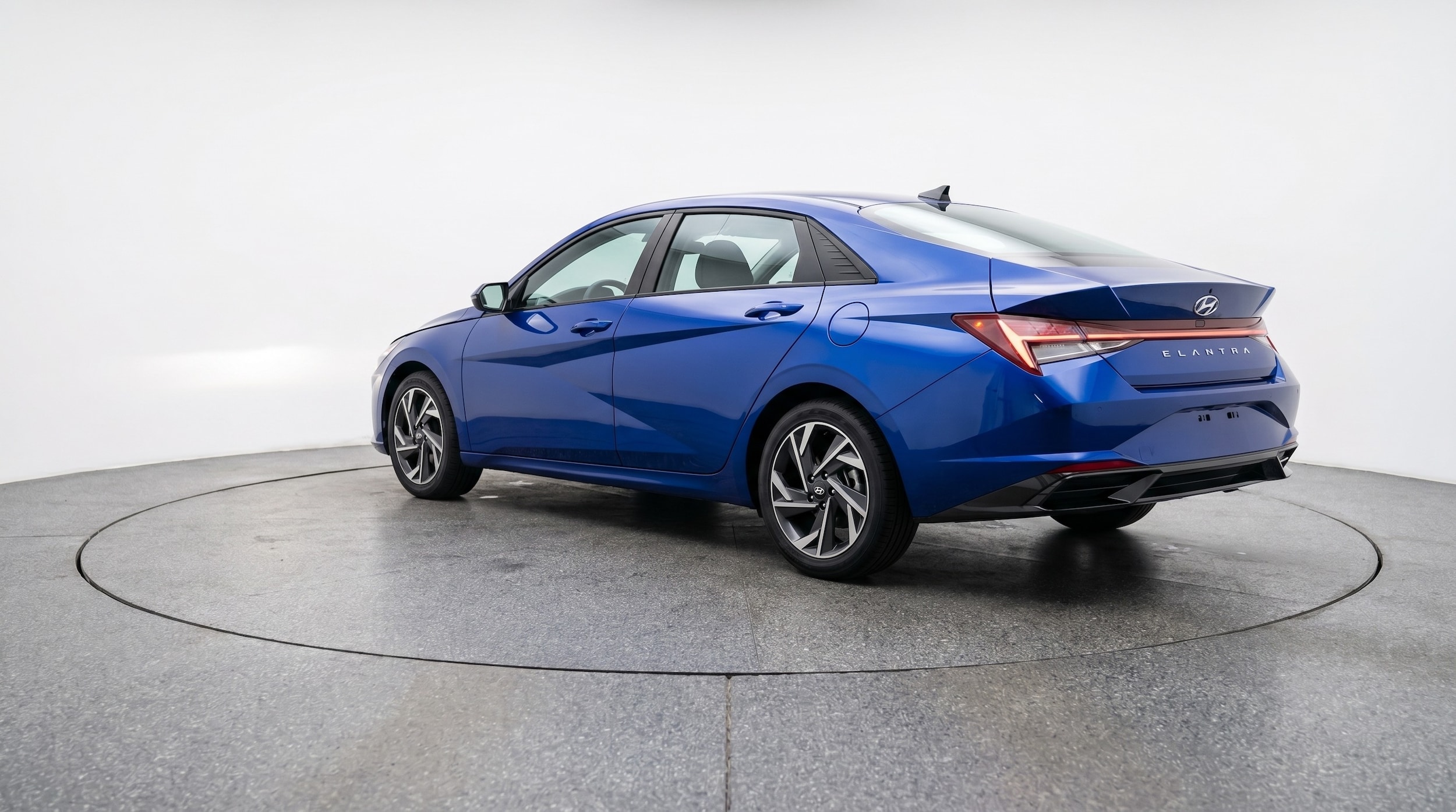 Thumbnail: 2025 Hyundai Elantra - 5