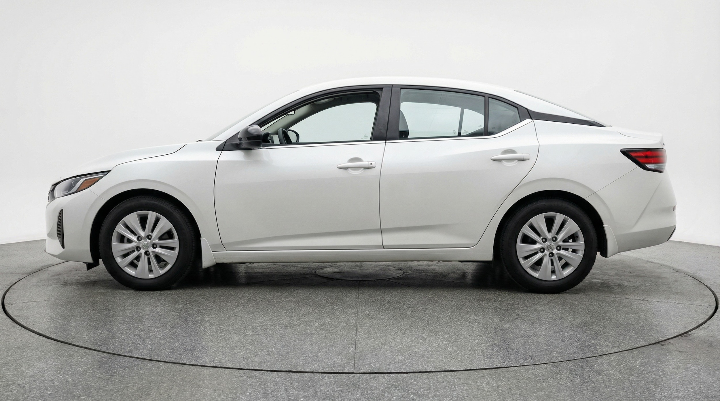 Thumbnail: 2025 Nissan Sentra - 4