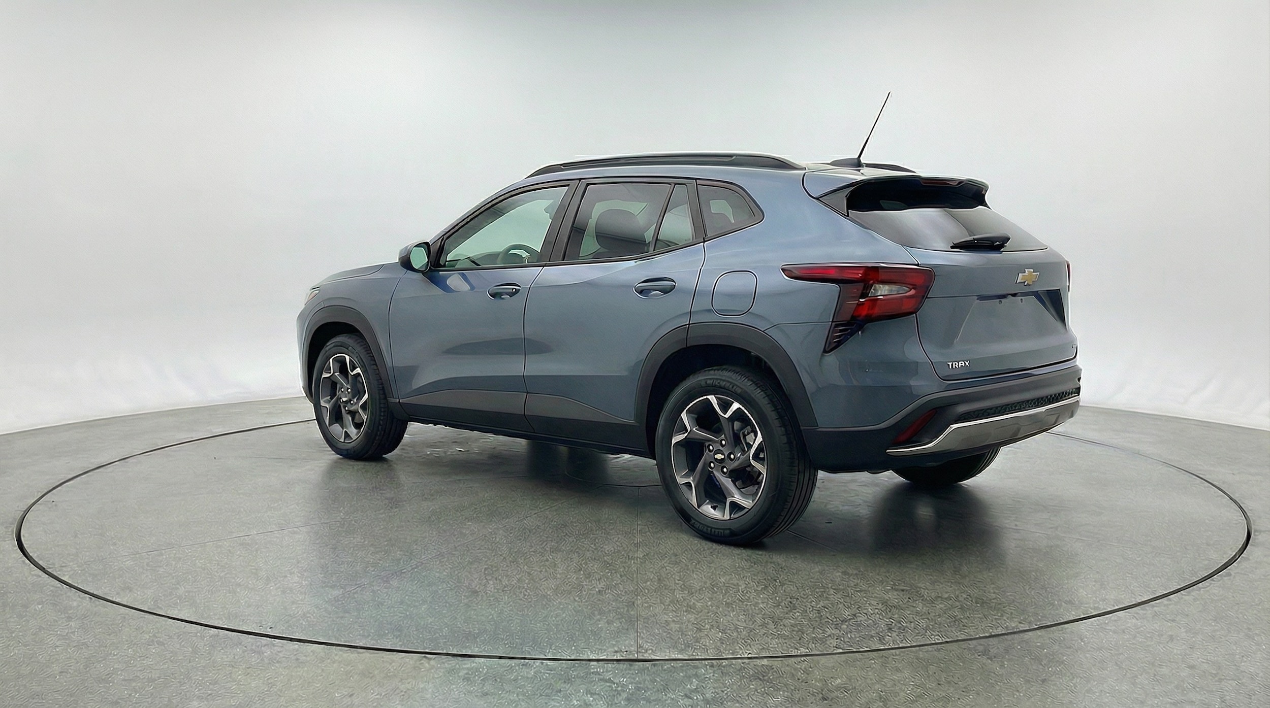 Thumbnail: 2025 Chevrolet Trax - 5