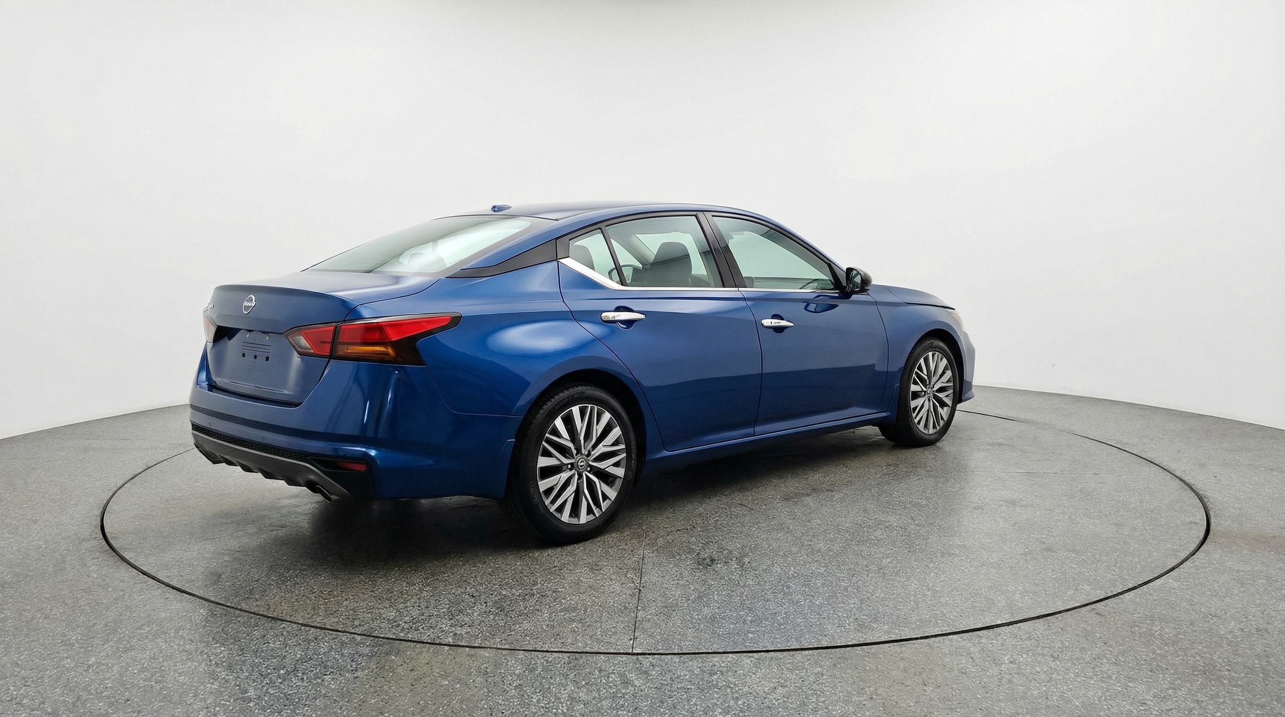 Thumbnail: 2025 Nissan Altima - 7