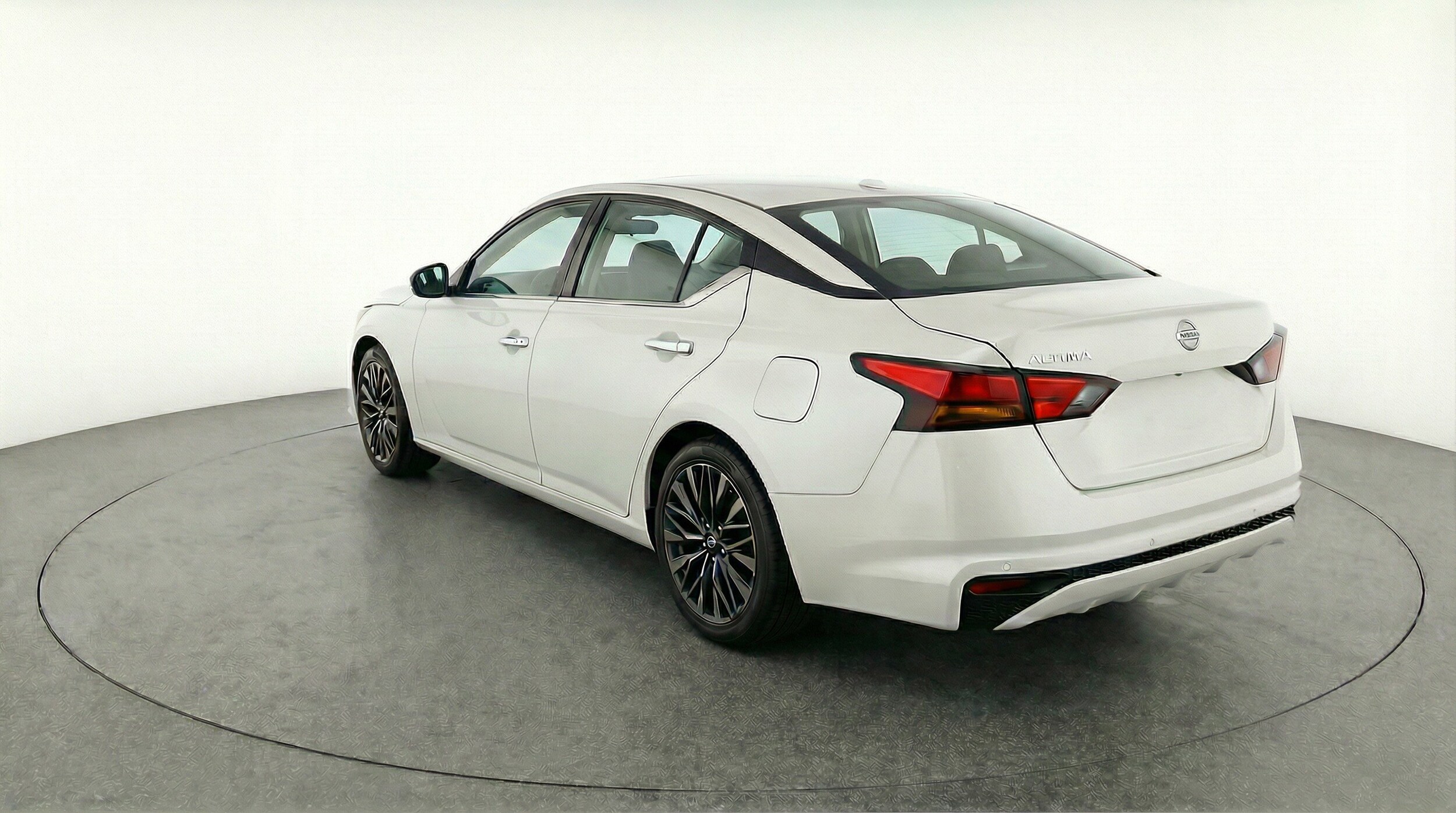 Thumbnail: 2025 Nissan Altima - 6