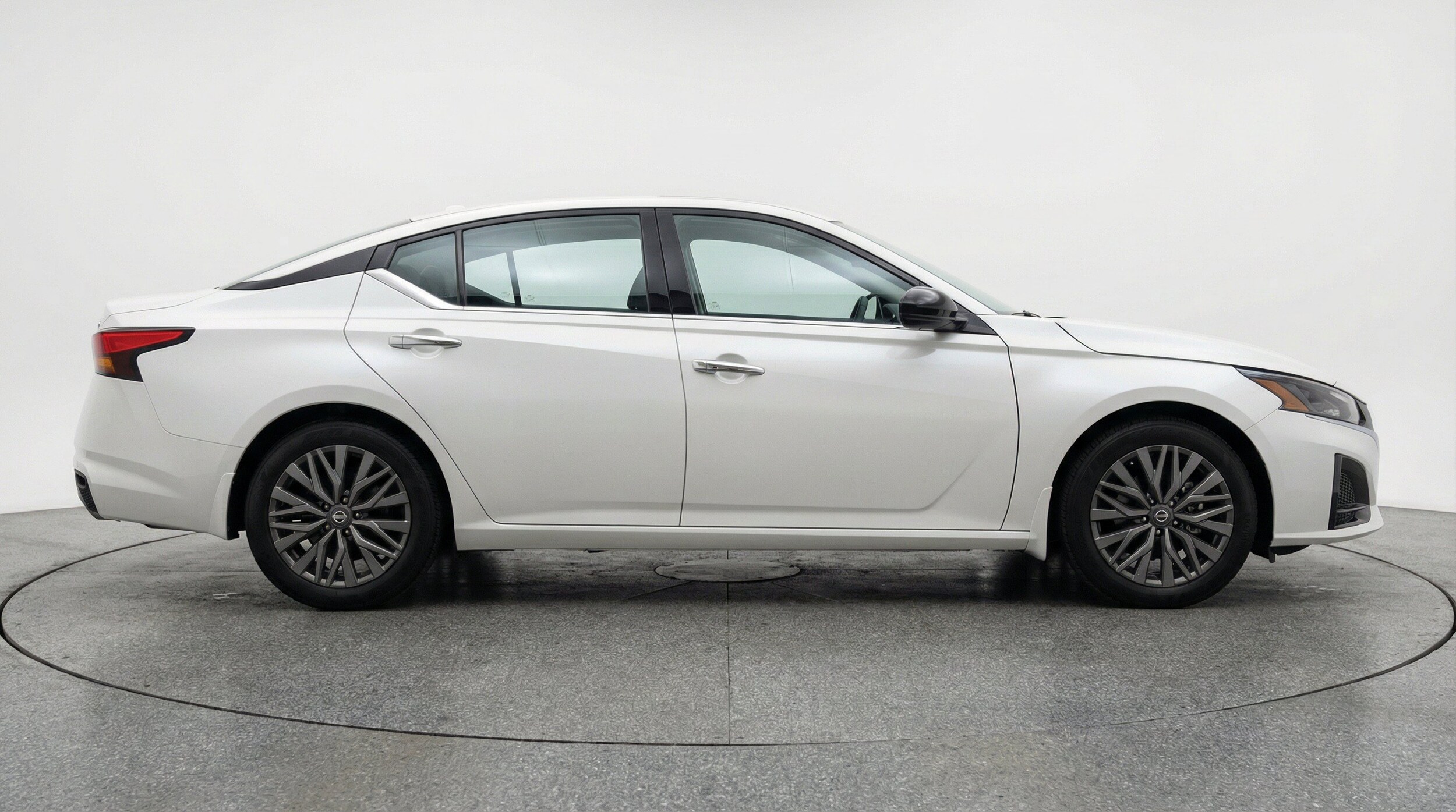 Thumbnail: 2025 Nissan Altima - 11