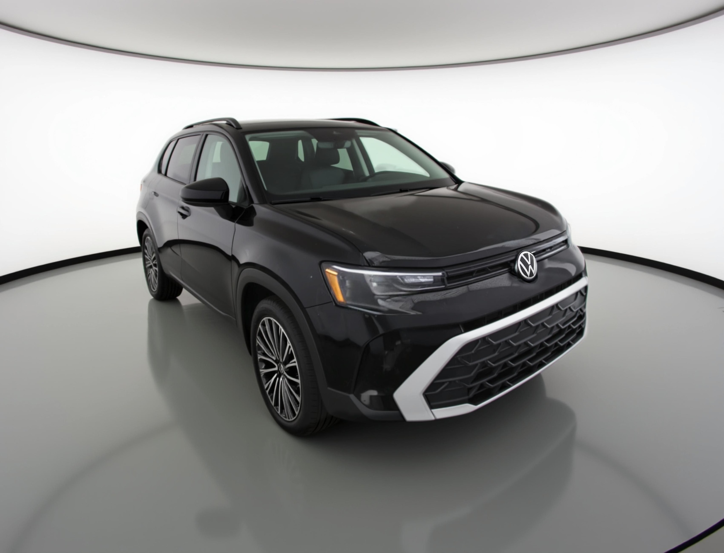 Thumbnail: 2025 Volkswagen Taos - 1