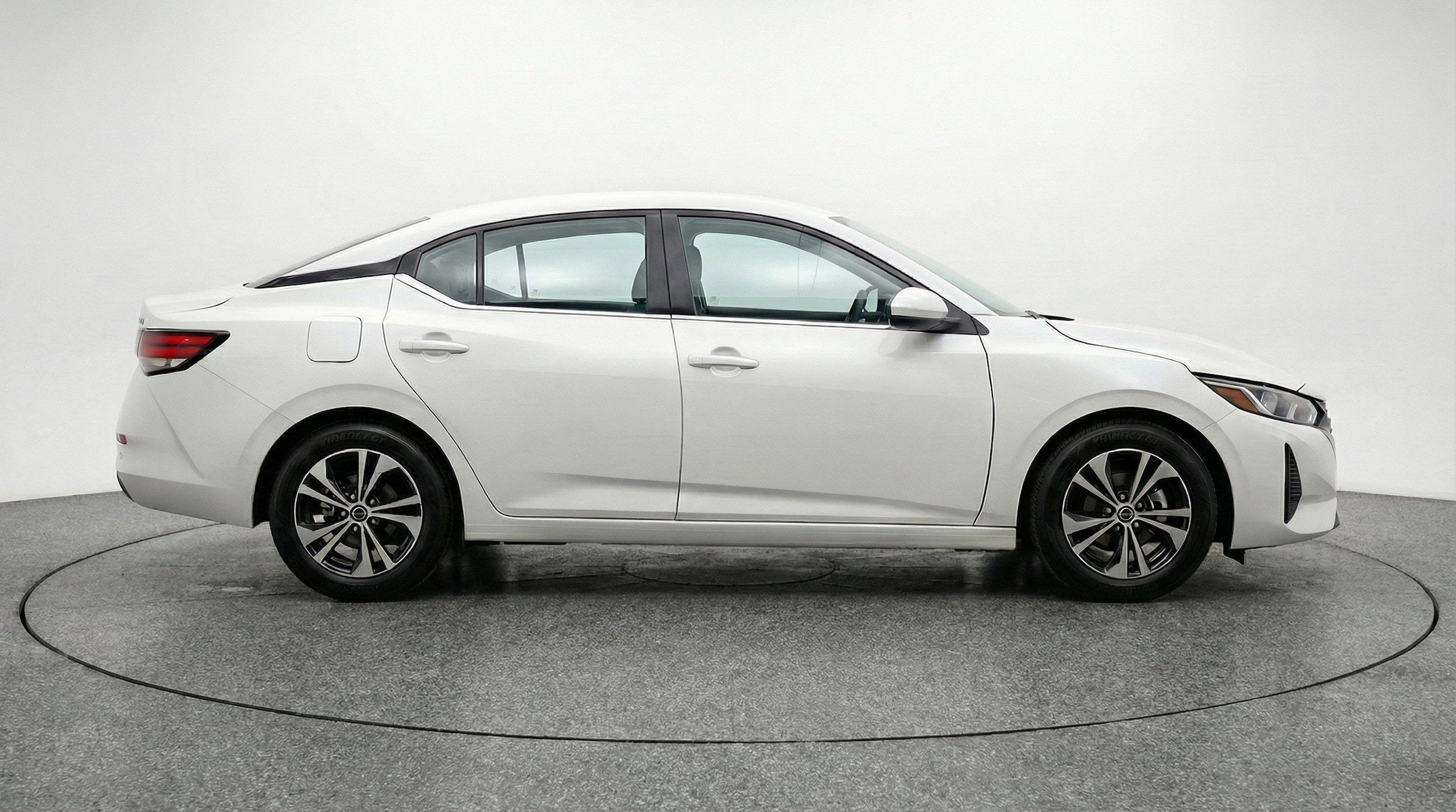 Thumbnail: 2025 Nissan Sentra - 11