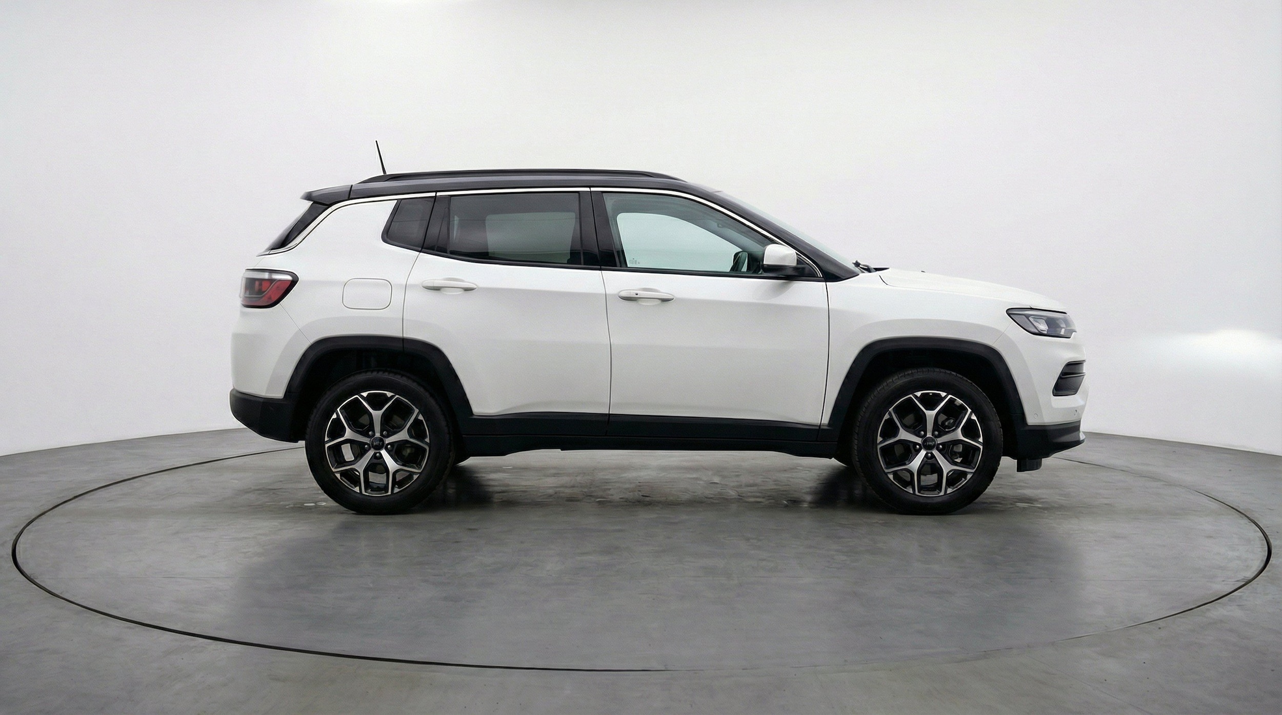 Thumbnail: 2025 Jeep Compass - 10