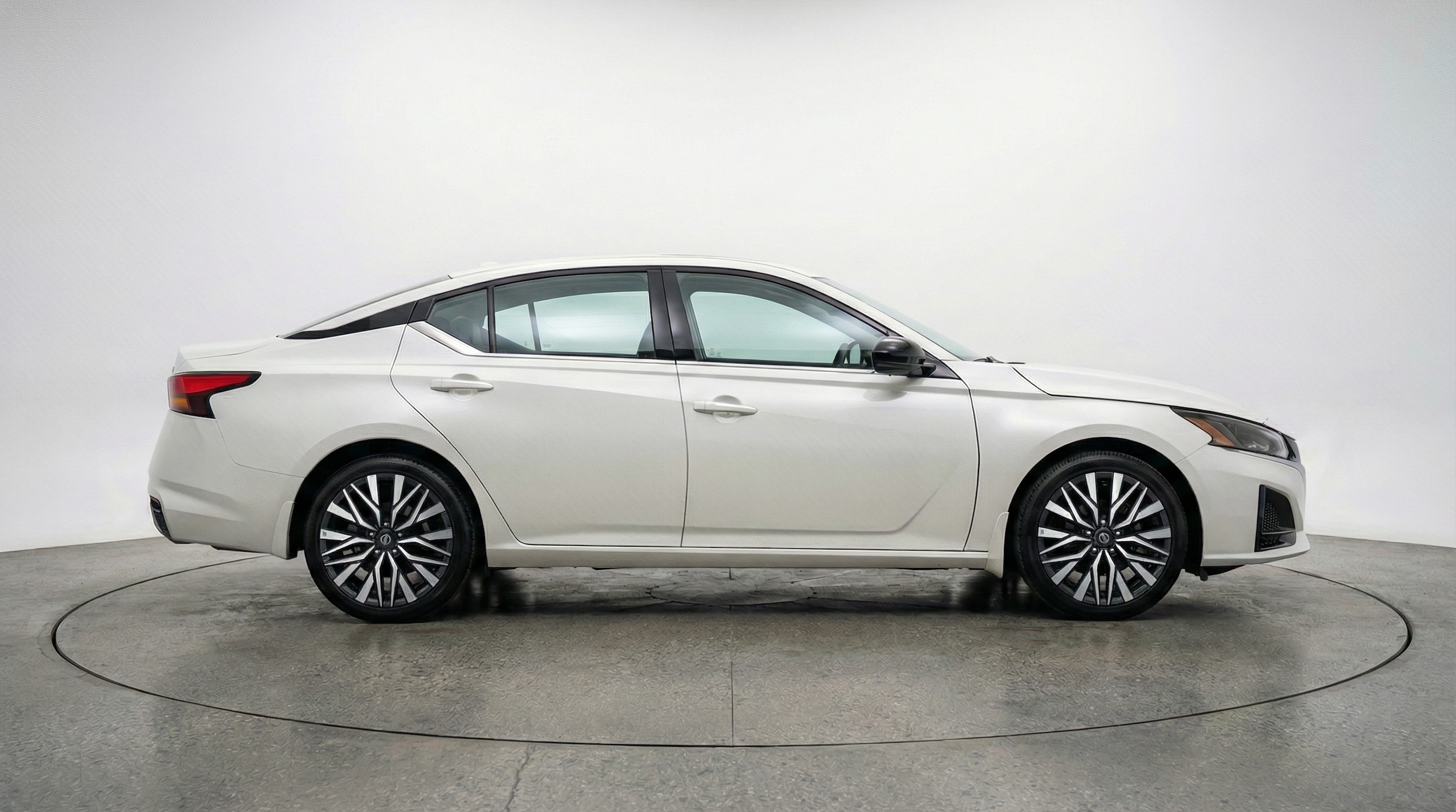 Thumbnail: 2025 Nissan Altima - 8