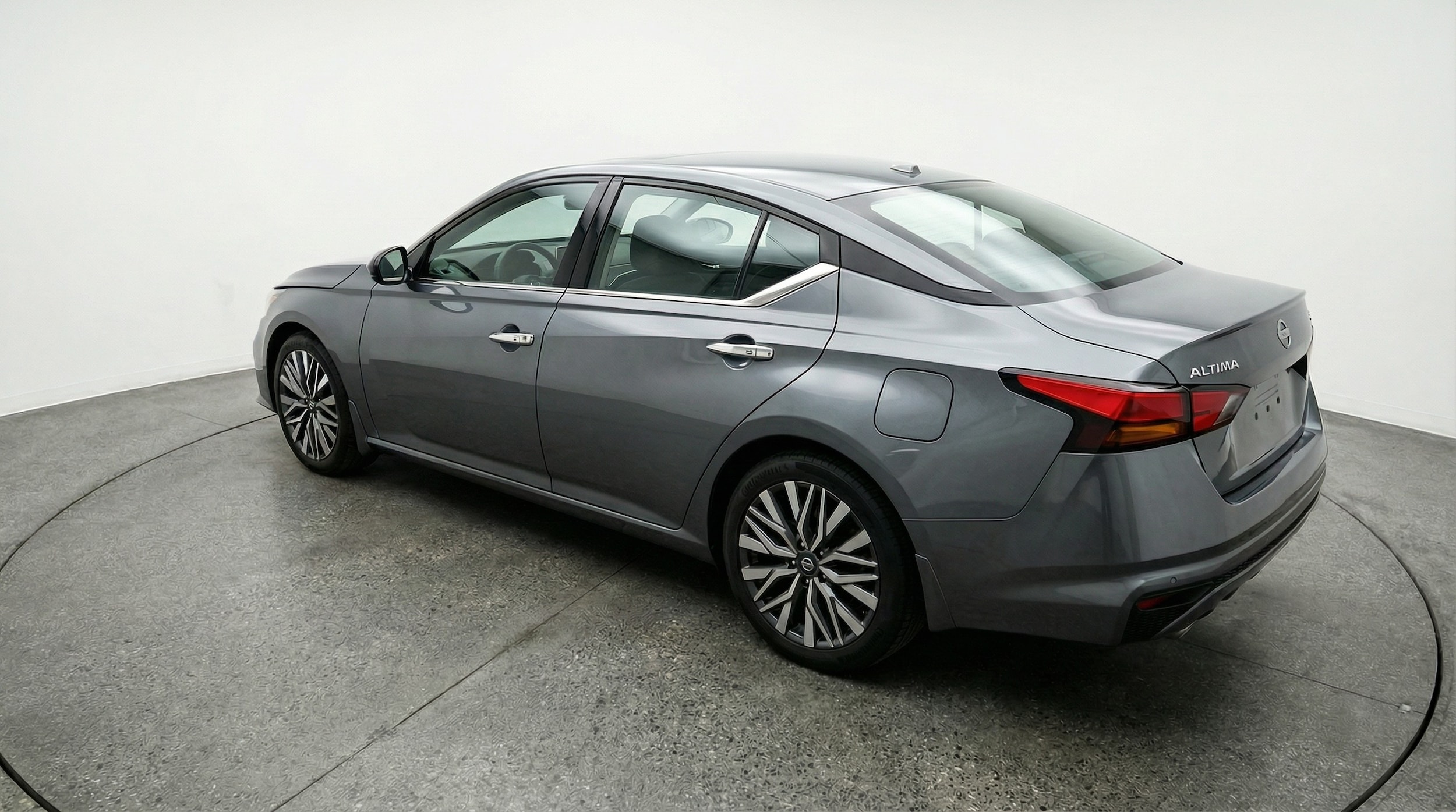 Thumbnail: 2025 Nissan Altima - 5