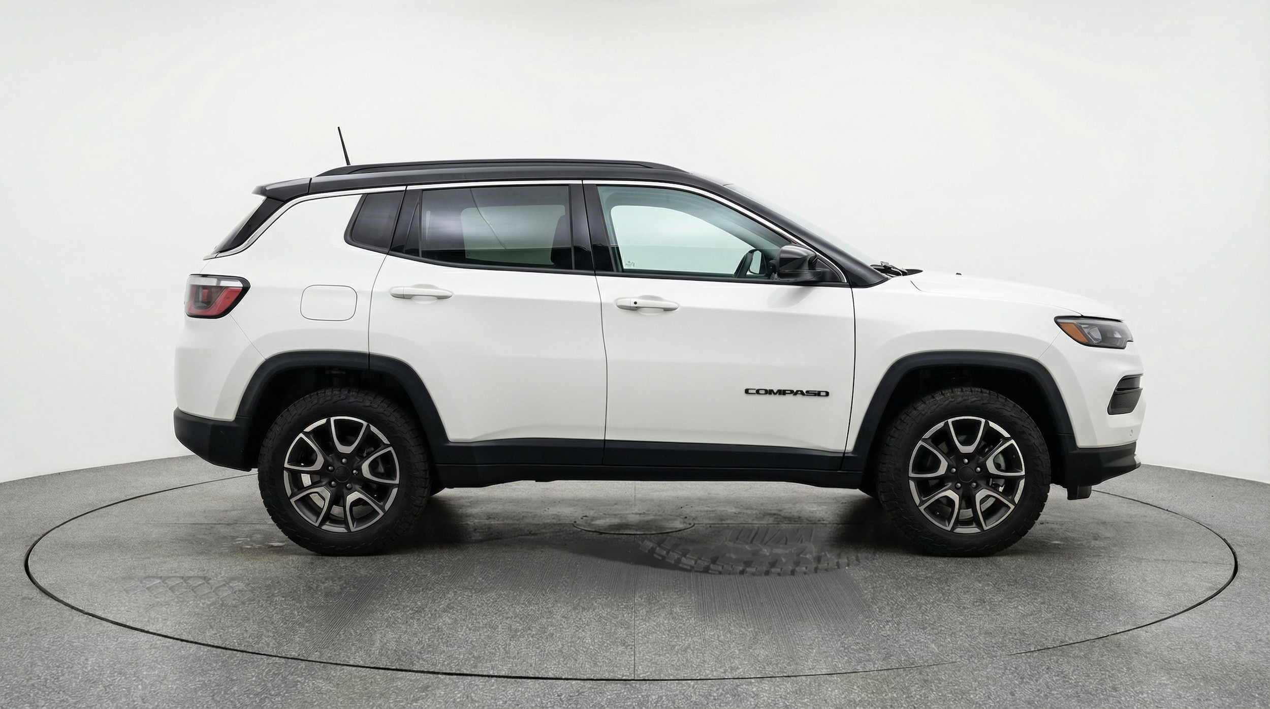 Thumbnail: 2025 Jeep Compass - 8