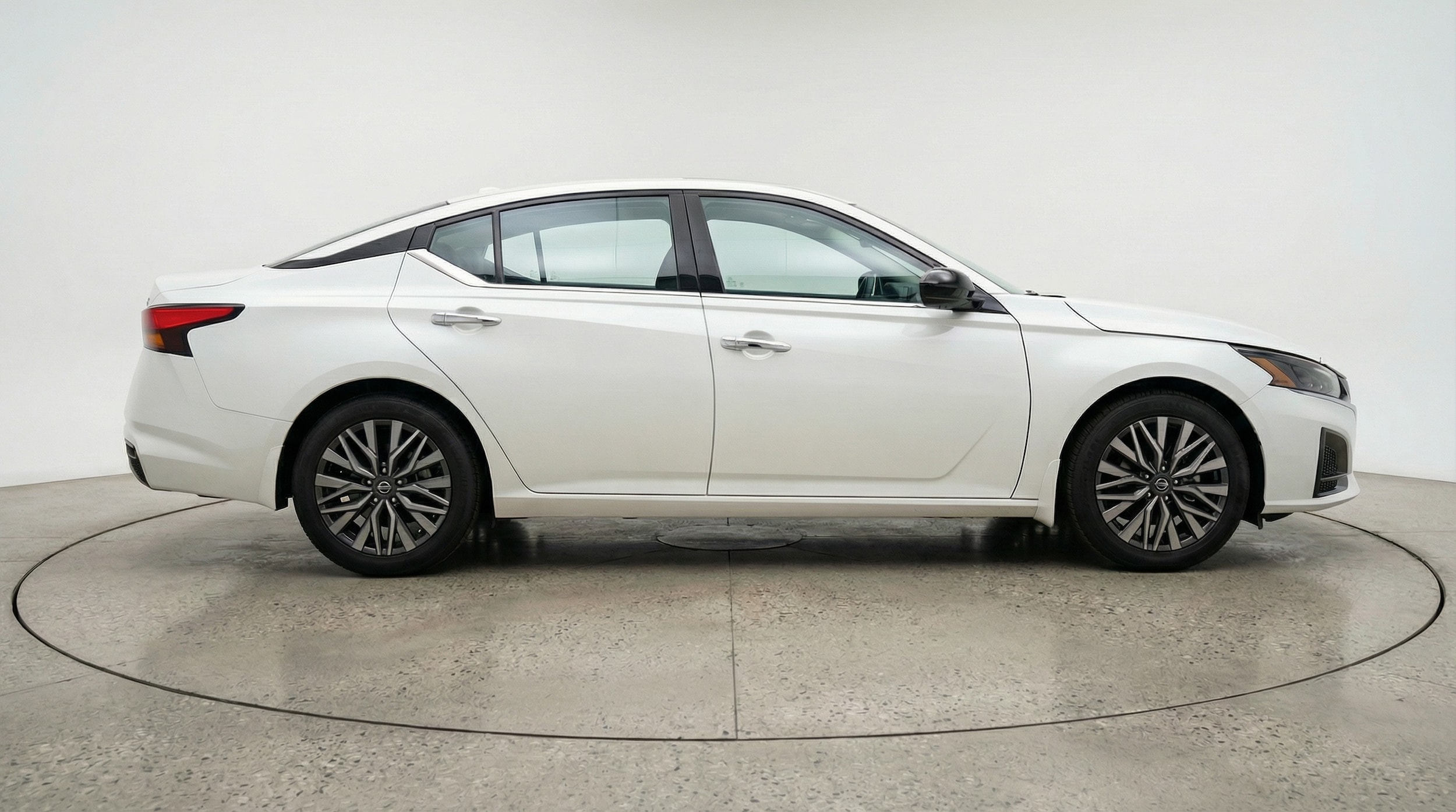 Thumbnail: 2025 Nissan Altima - 8