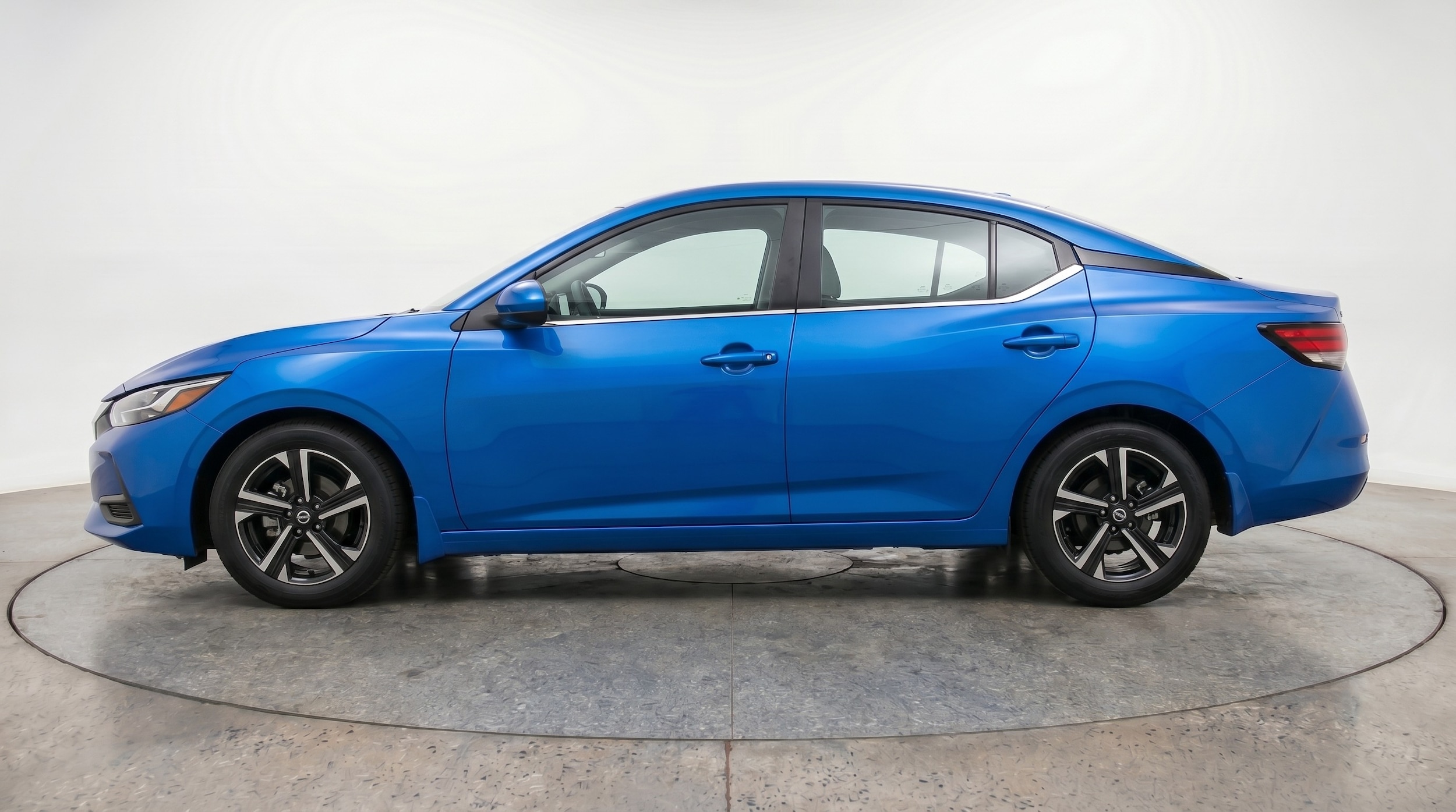 Thumbnail: 2025 Nissan Sentra - 4
