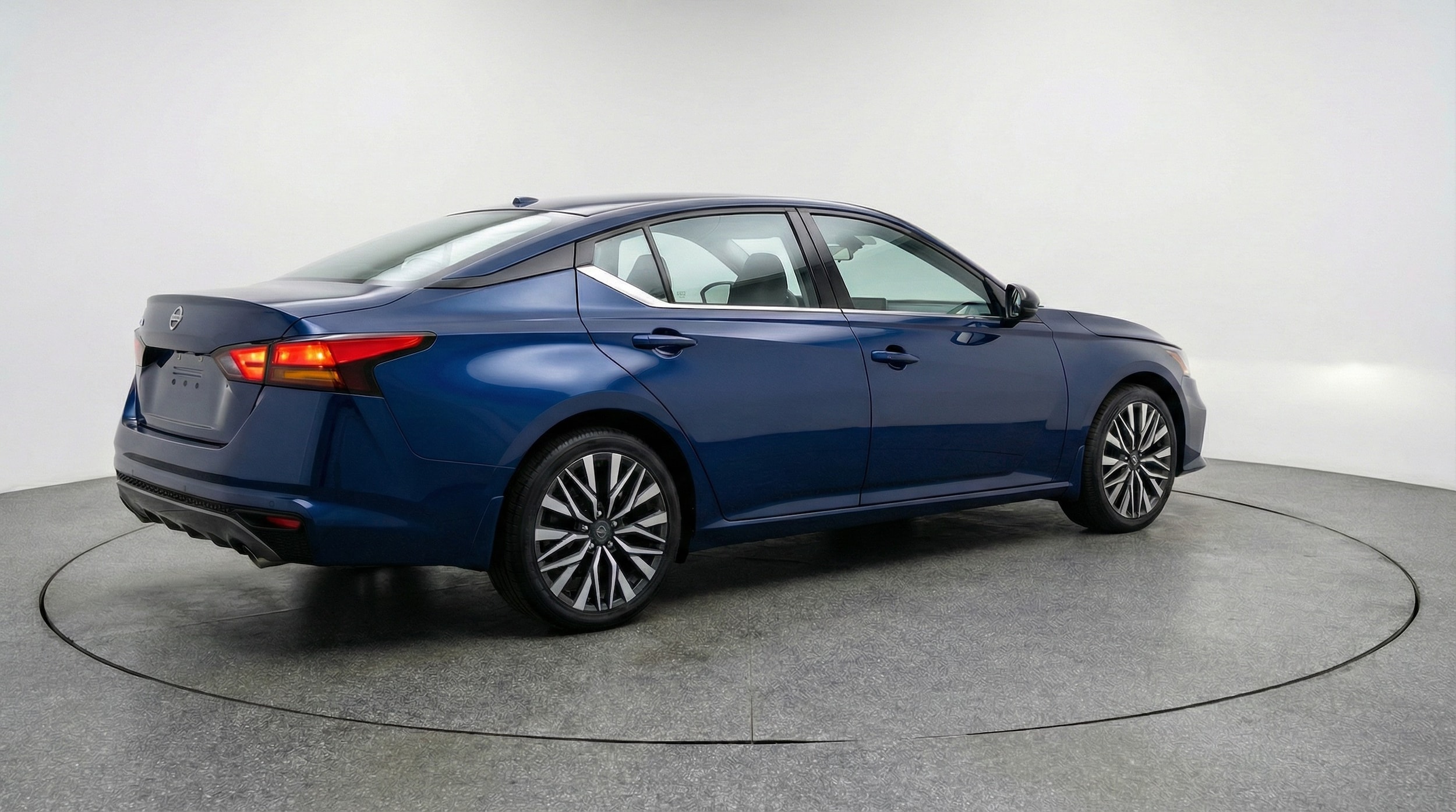 Thumbnail: 2025 Nissan Altima - 7