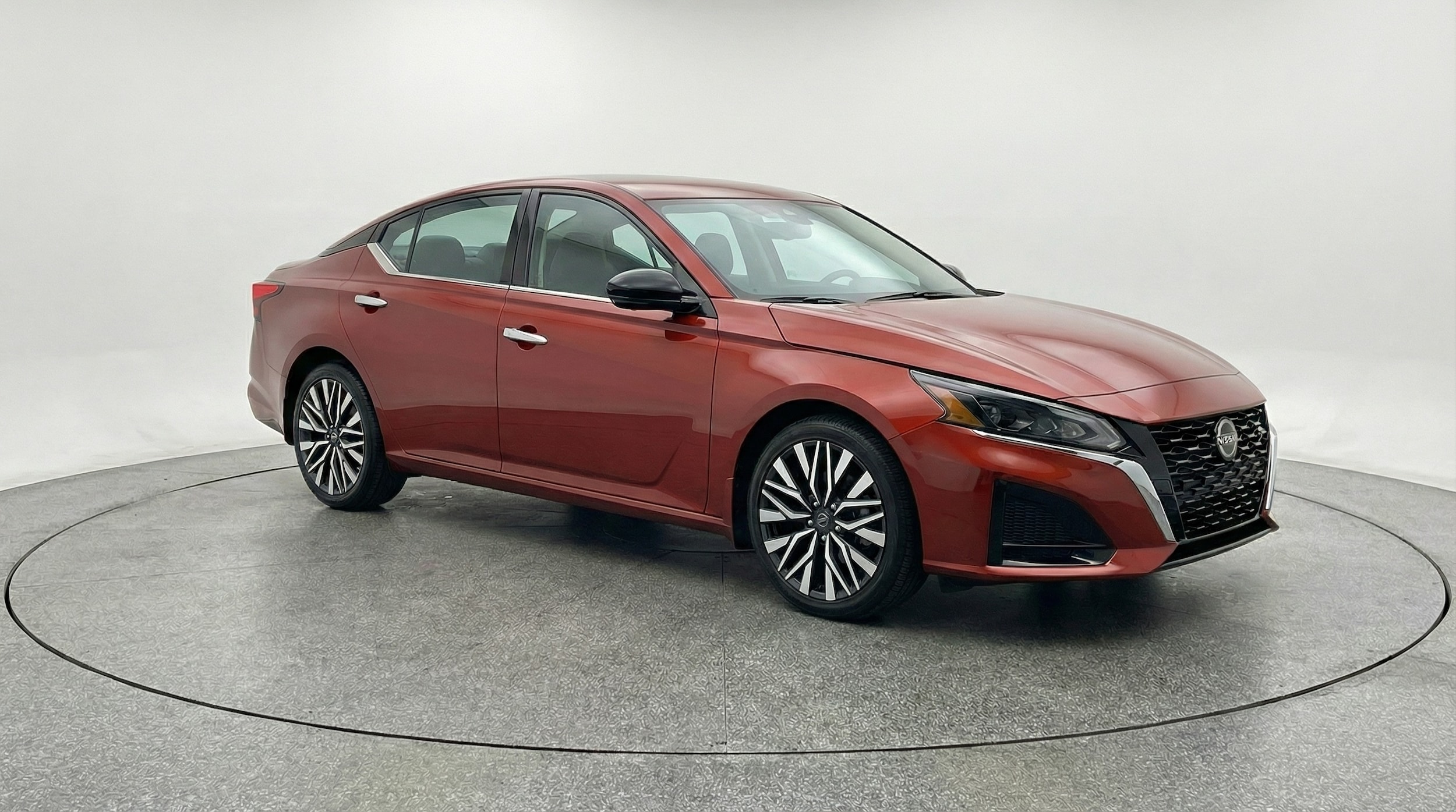 Thumbnail: 2025 Nissan Altima - 1