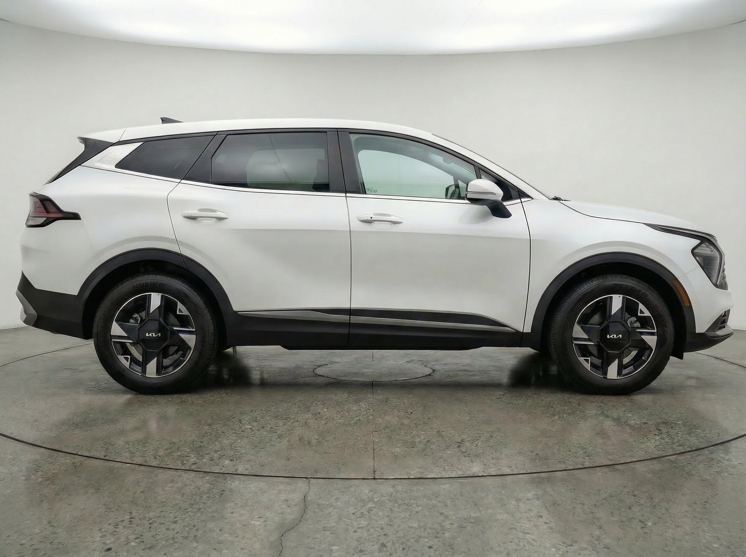 Thumbnail: 2026 Kia Sportage - 11