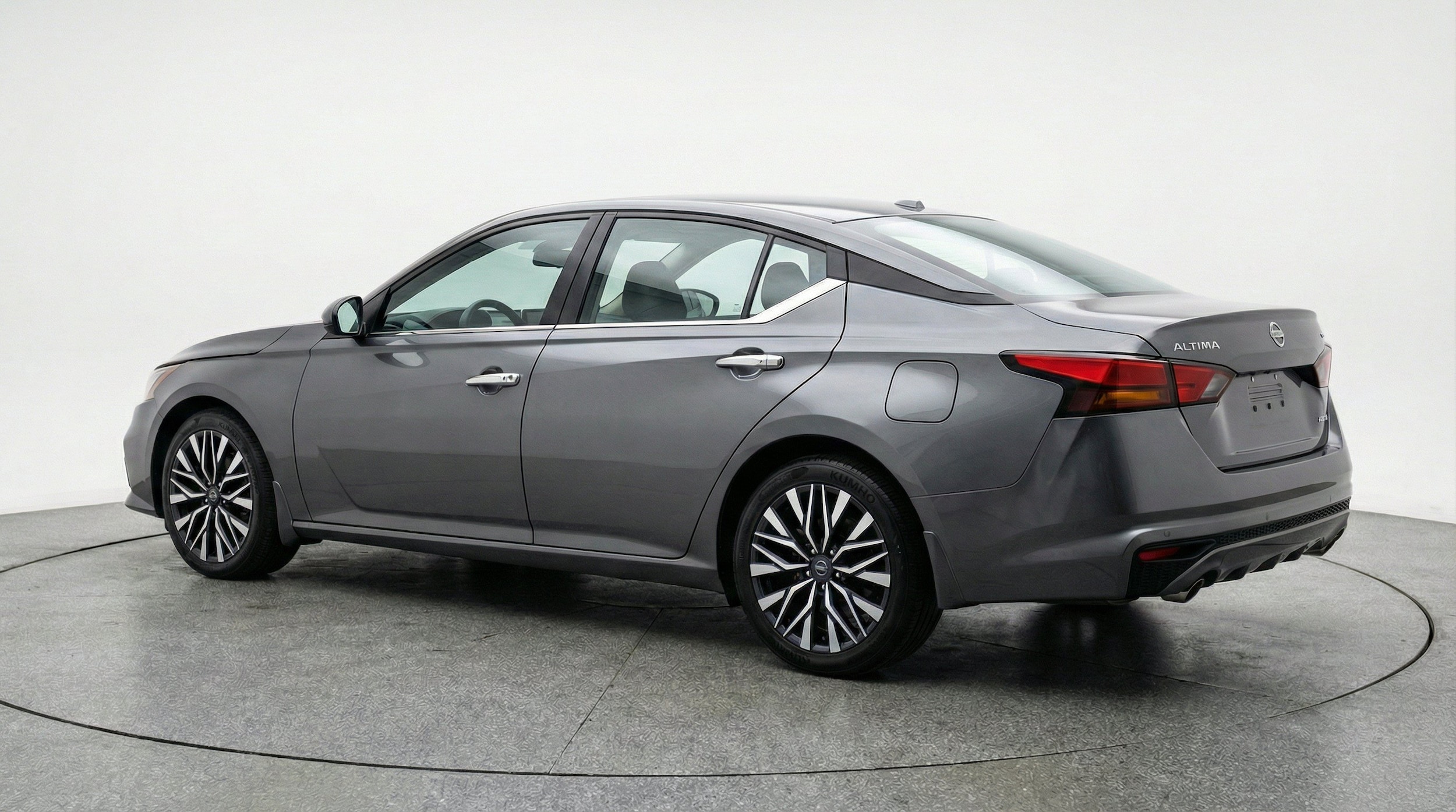 Thumbnail: 2025 Nissan Altima - 6