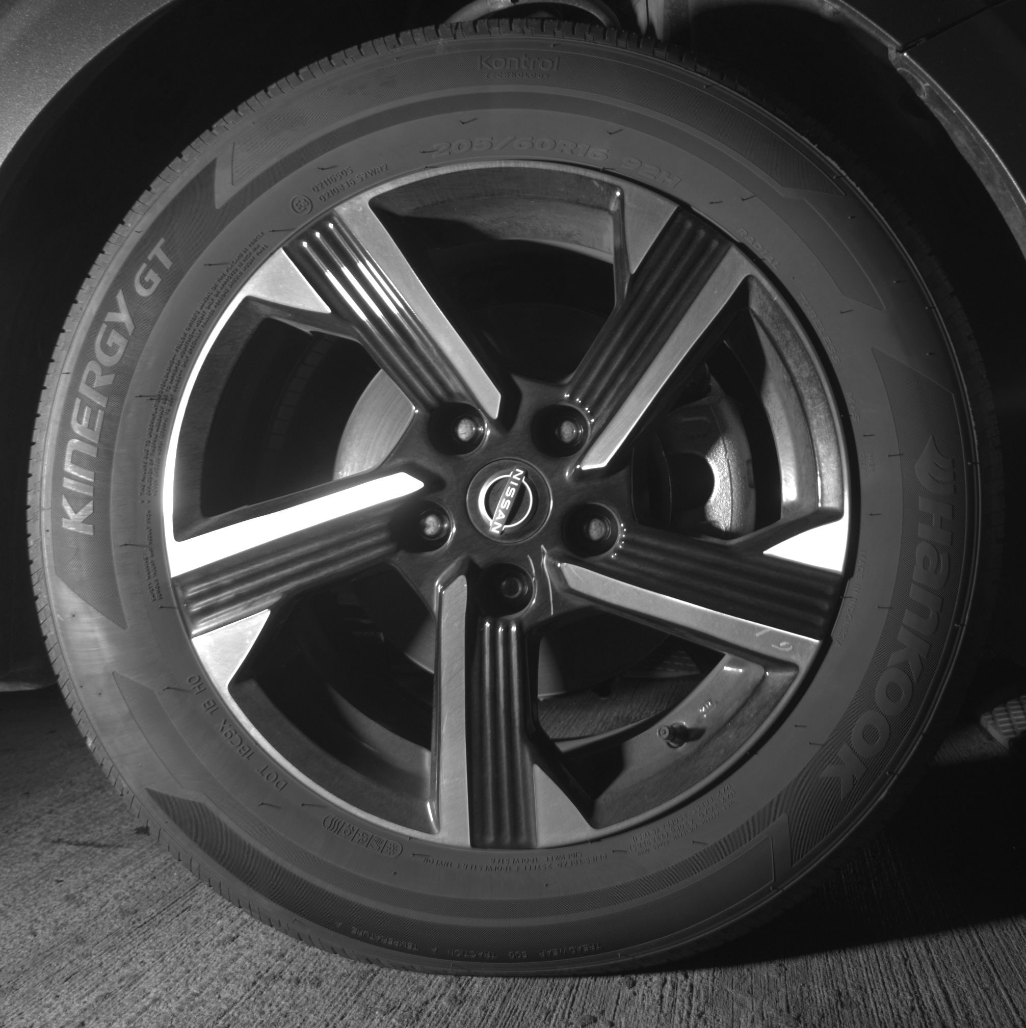 Thumbnail: 2025 Nissan Sentra - 10