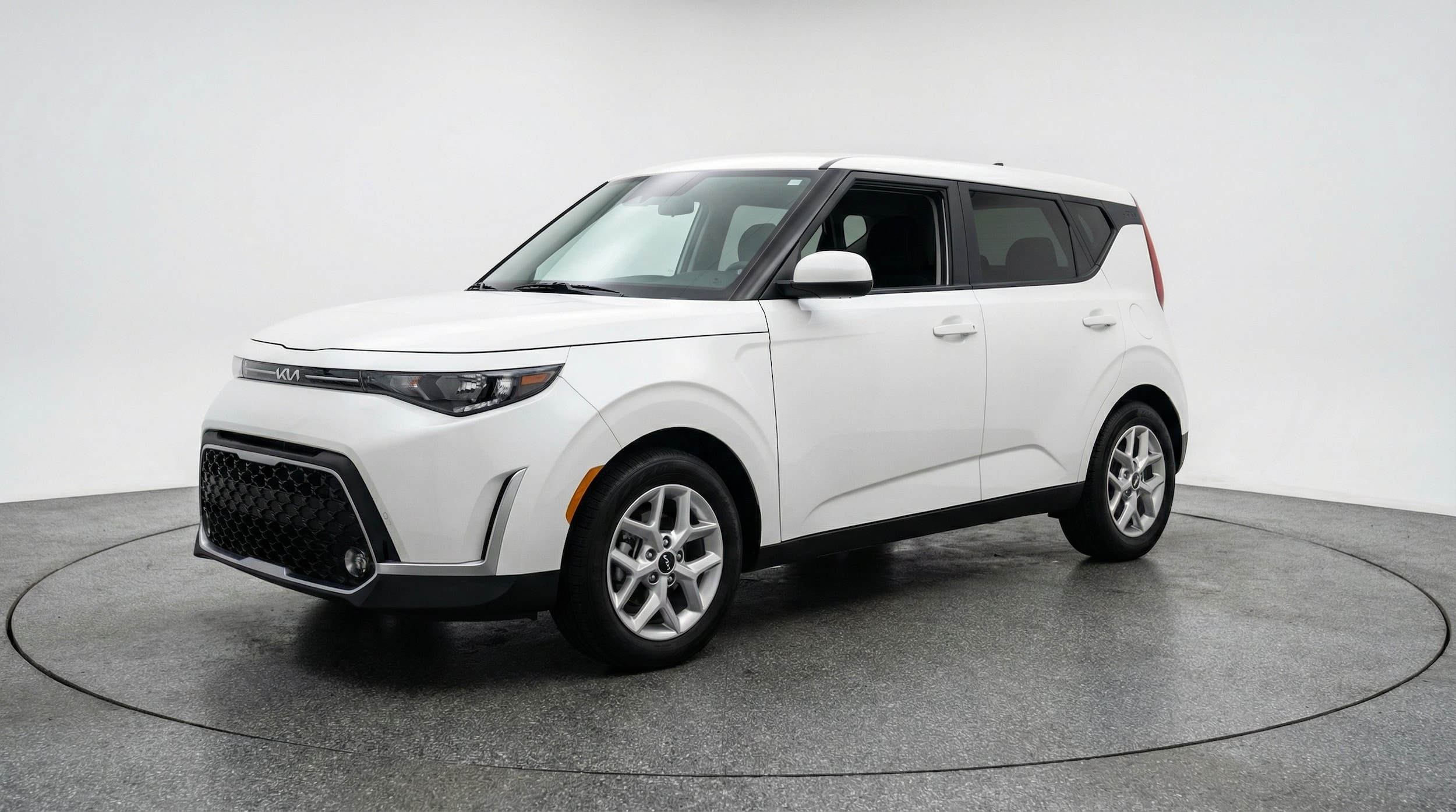 Thumbnail: 2025 Kia Soul - 3