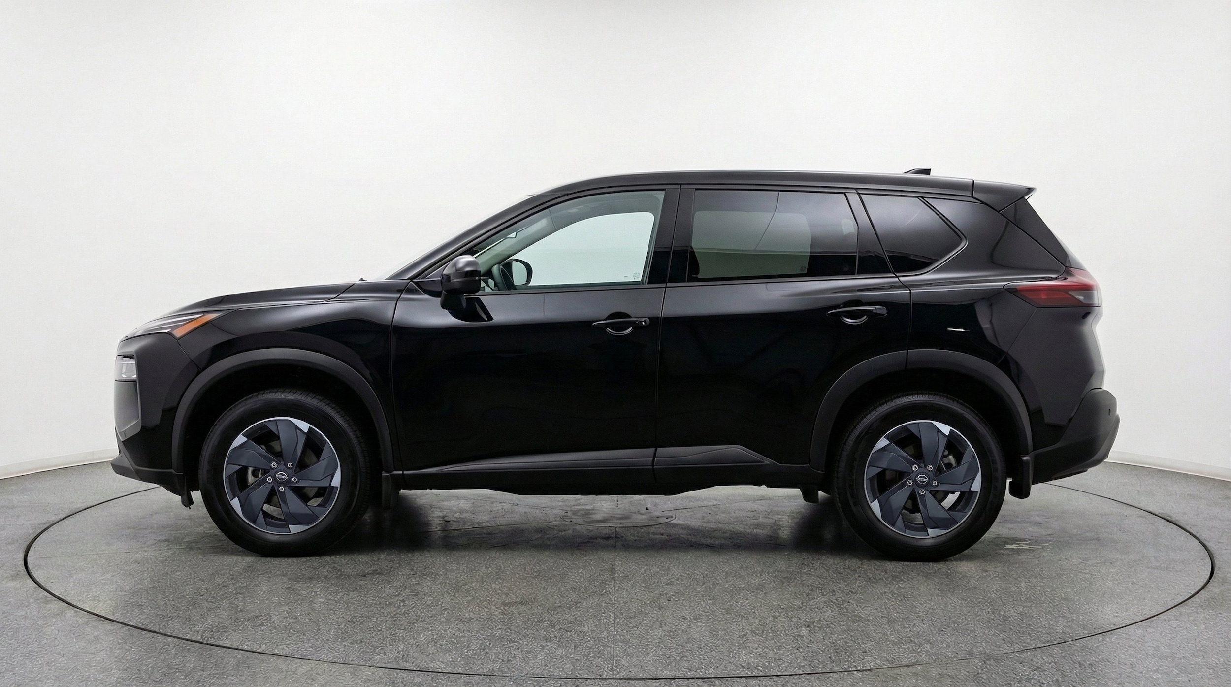 Thumbnail: 2025 Nissan Rogue - 5