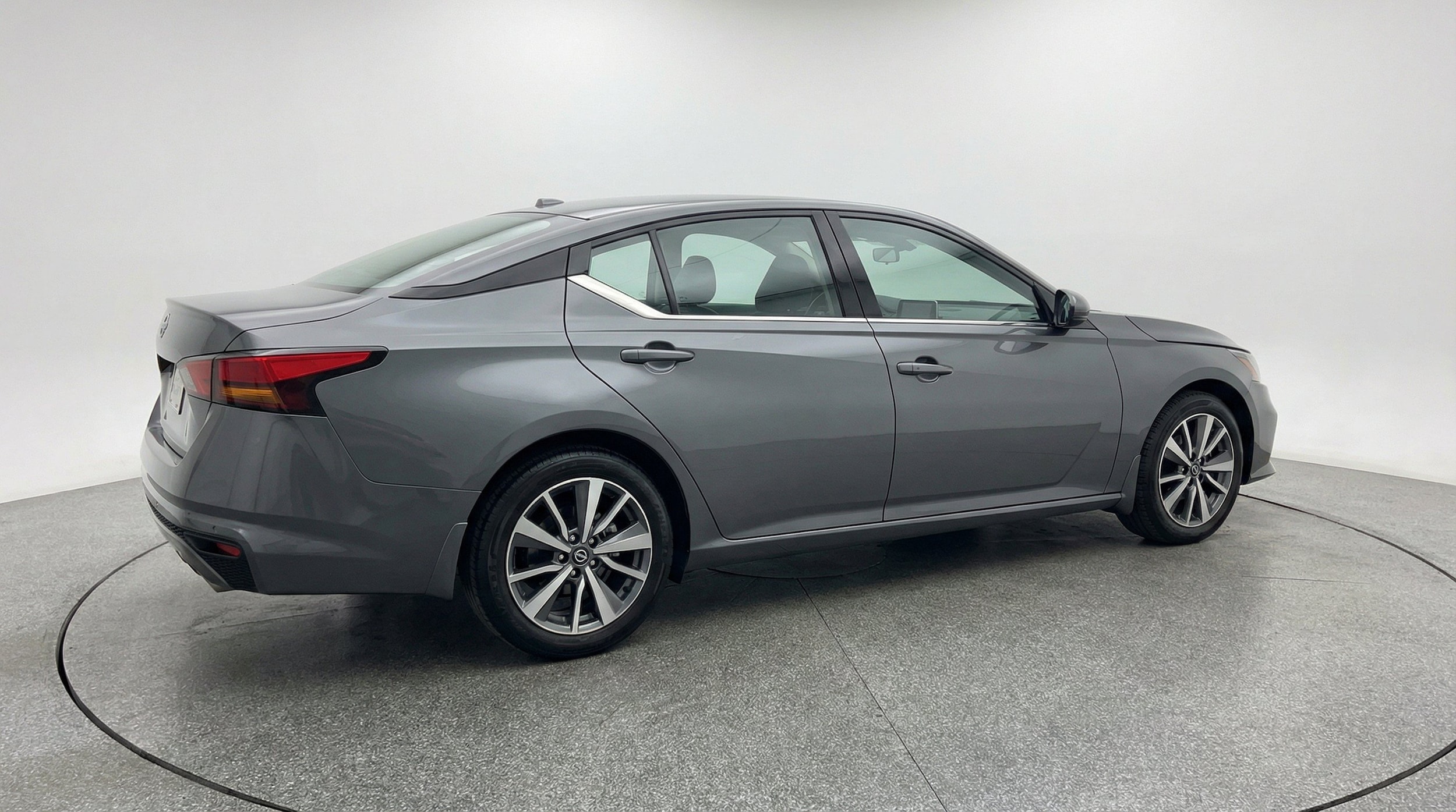 Thumbnail: 2025 Nissan Altima - 9