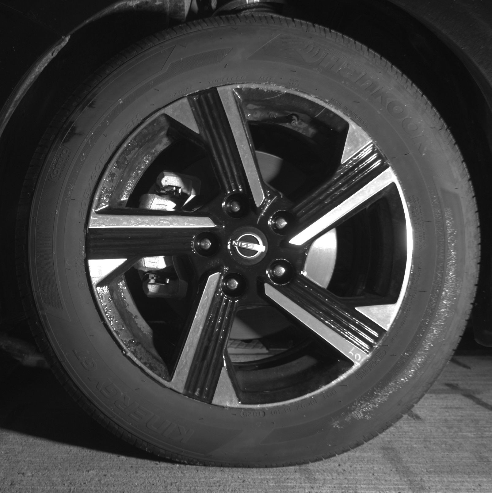 Thumbnail: 2025 Nissan Sentra - 9