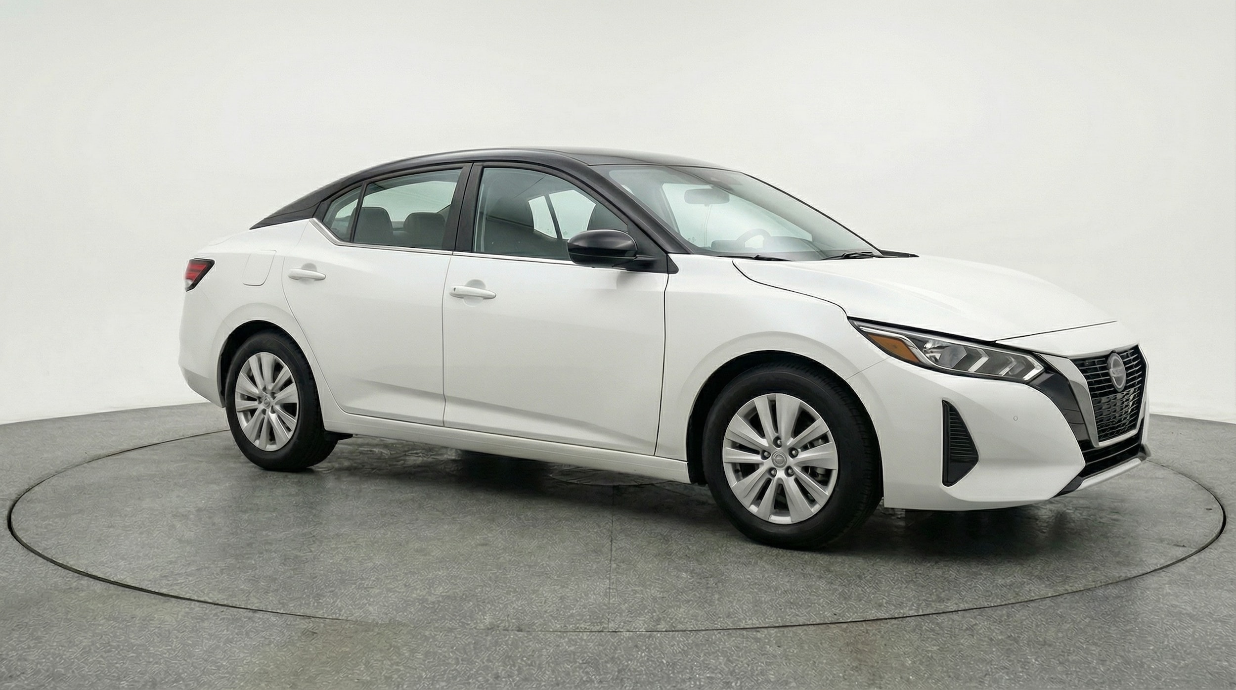 Thumbnail: 2025 Nissan Sentra - 1