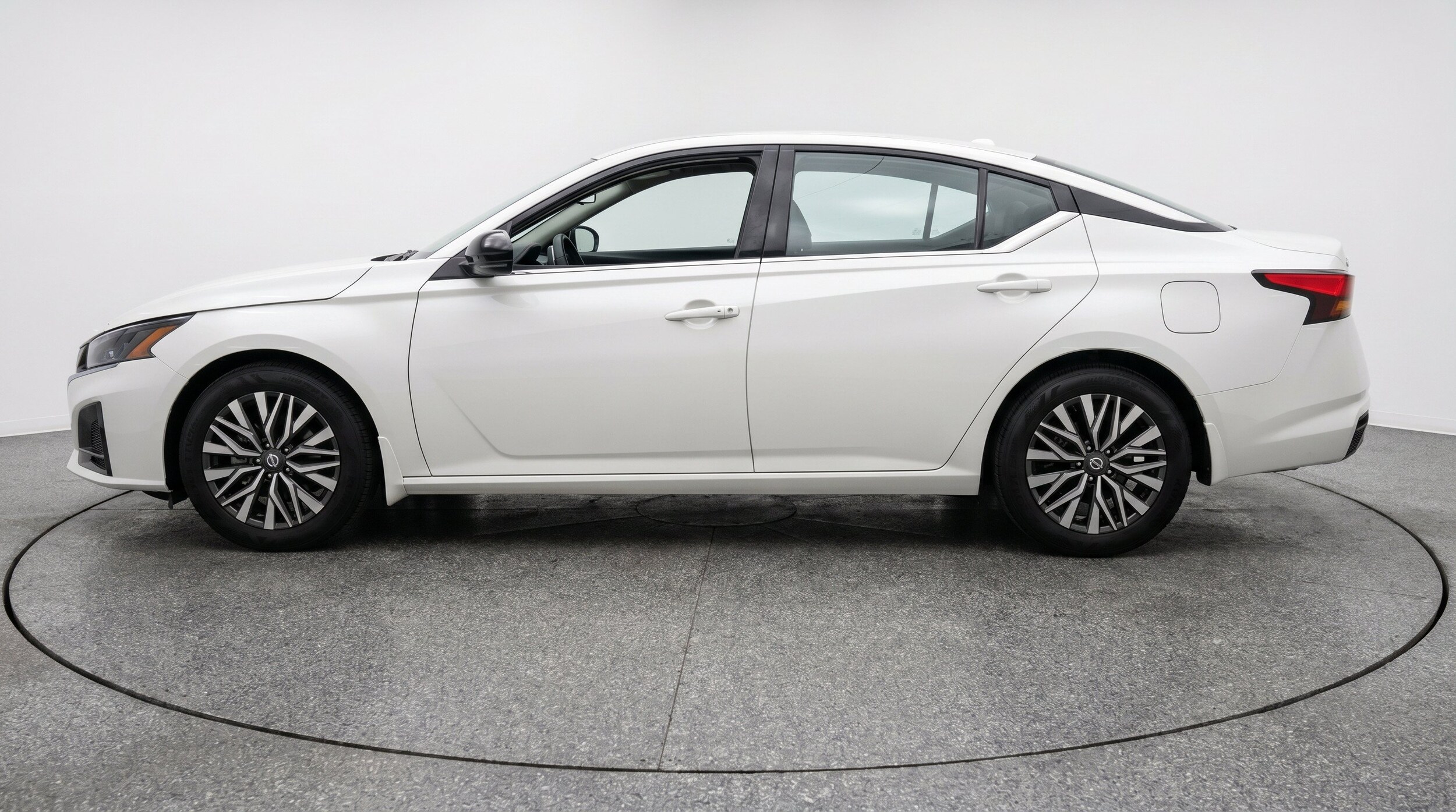 Thumbnail: 2026 Nissan Altima - 5