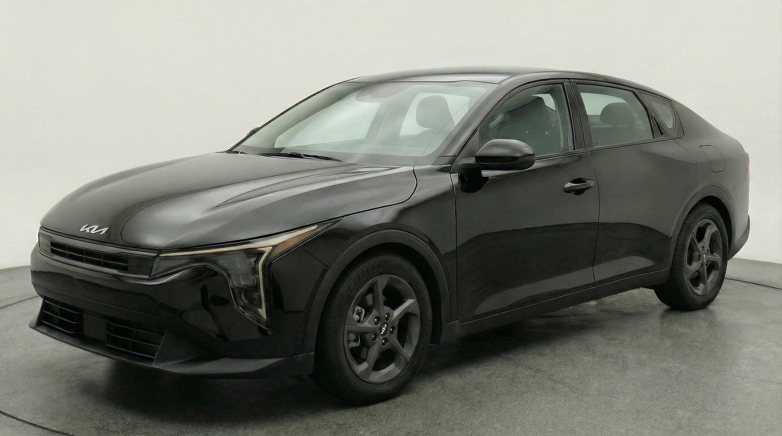 Thumbnail: 2025 Kia K4 - 3