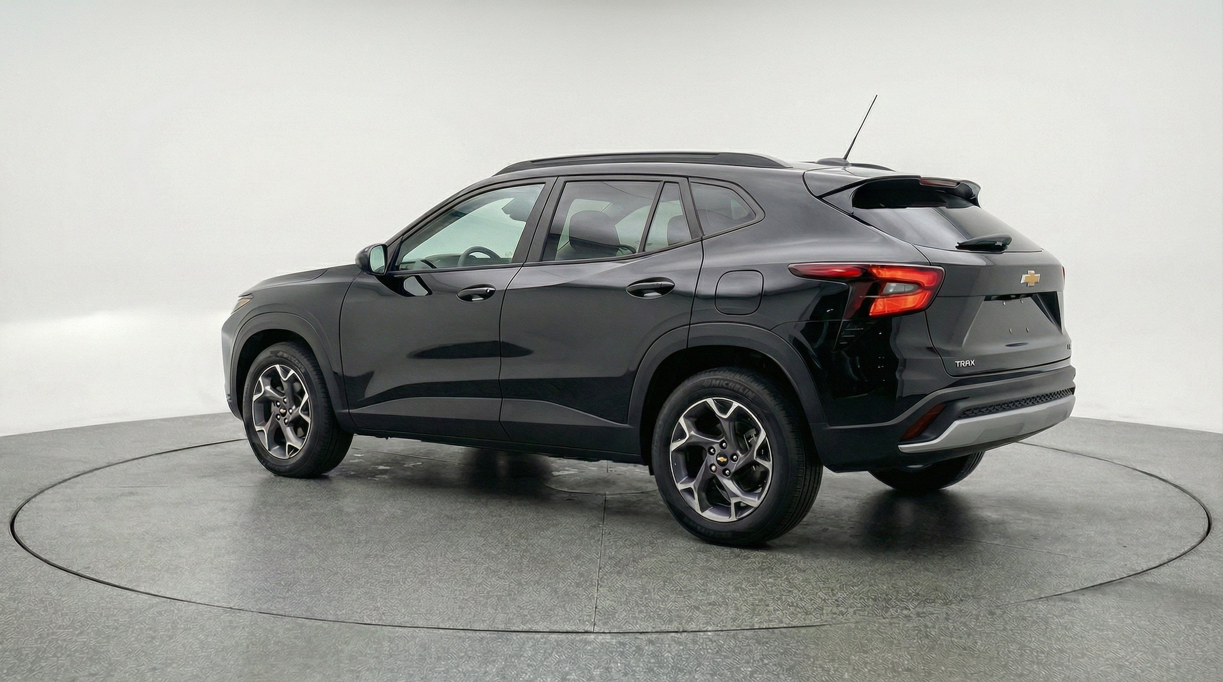 Thumbnail: 2025 Chevrolet Trax - 6