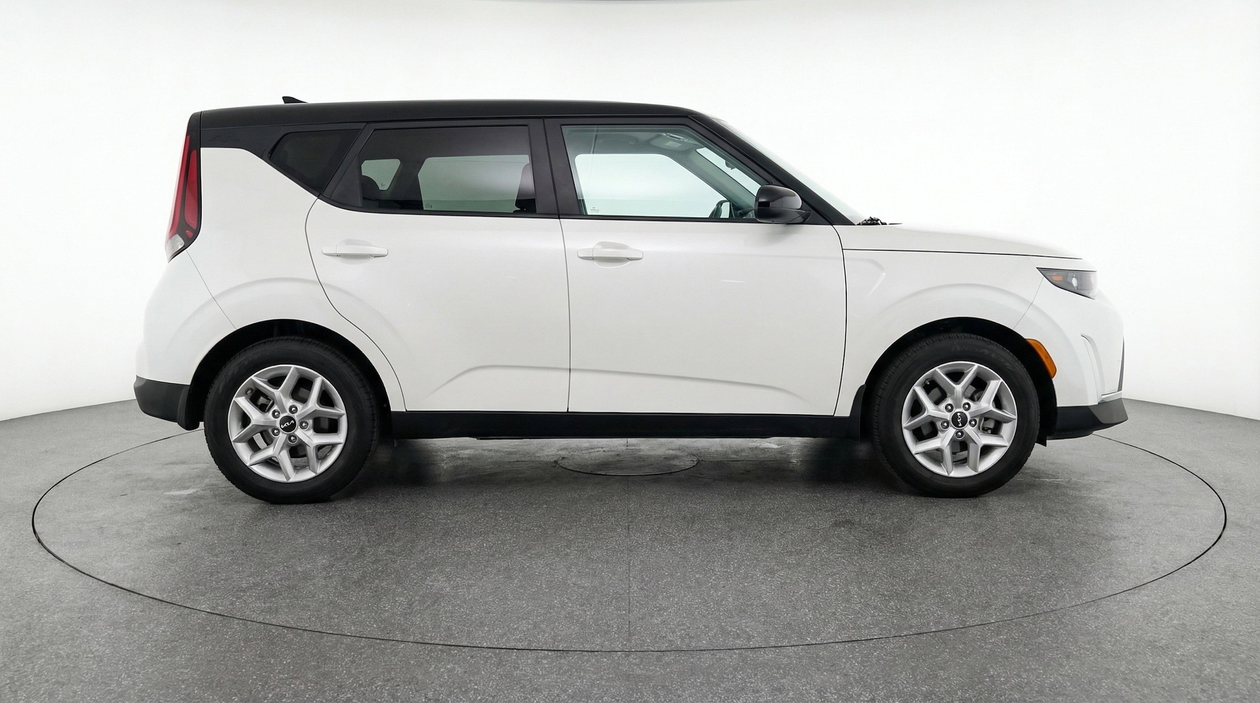 Thumbnail: 2025 Kia Soul - 11