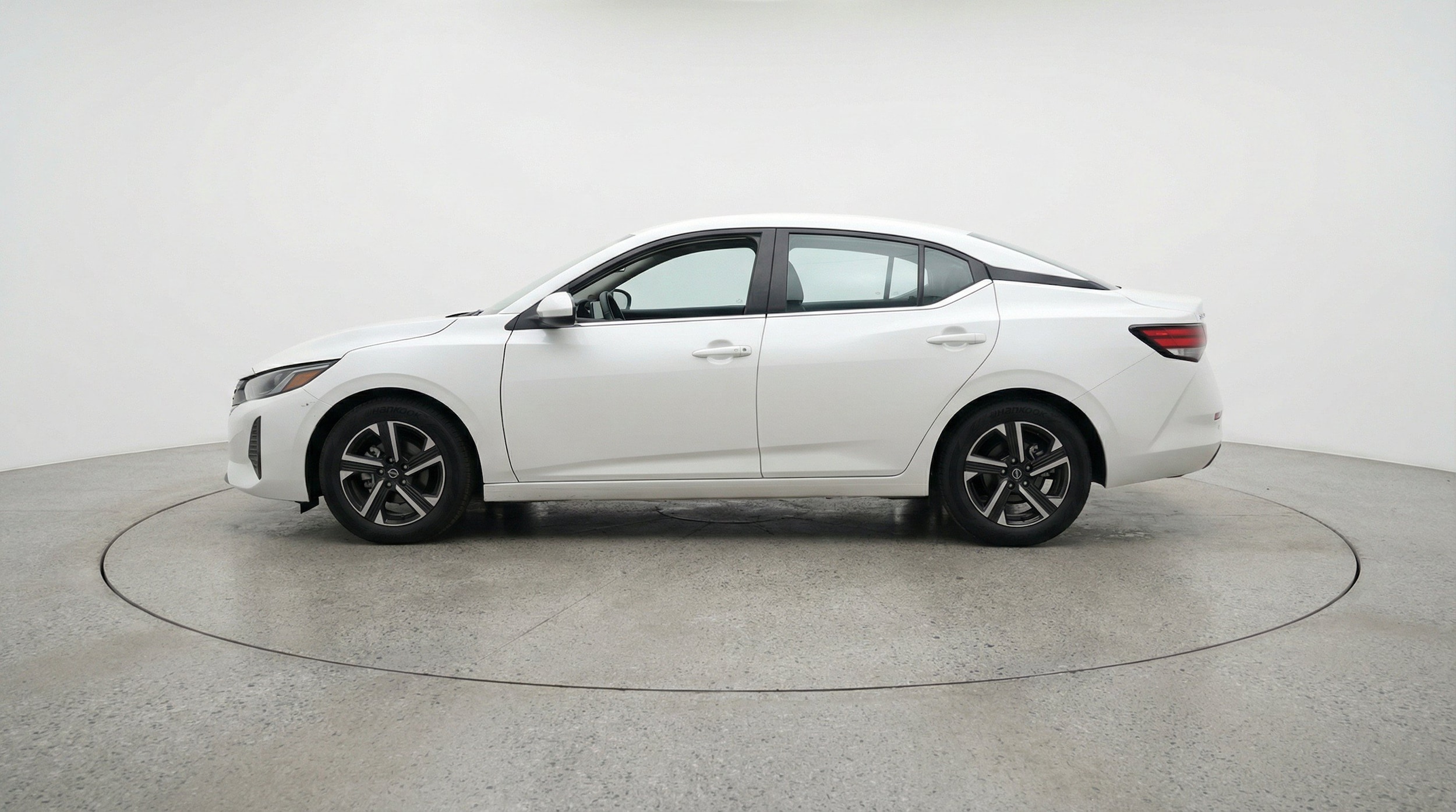 Thumbnail: 2025 Nissan Sentra - 5