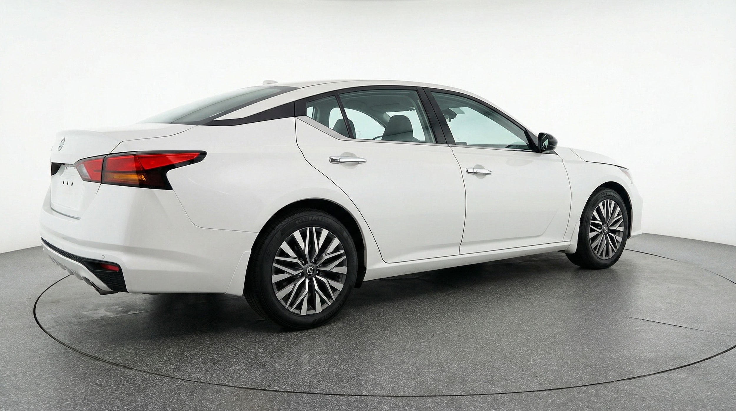 Thumbnail: 2025 Nissan Altima - 7