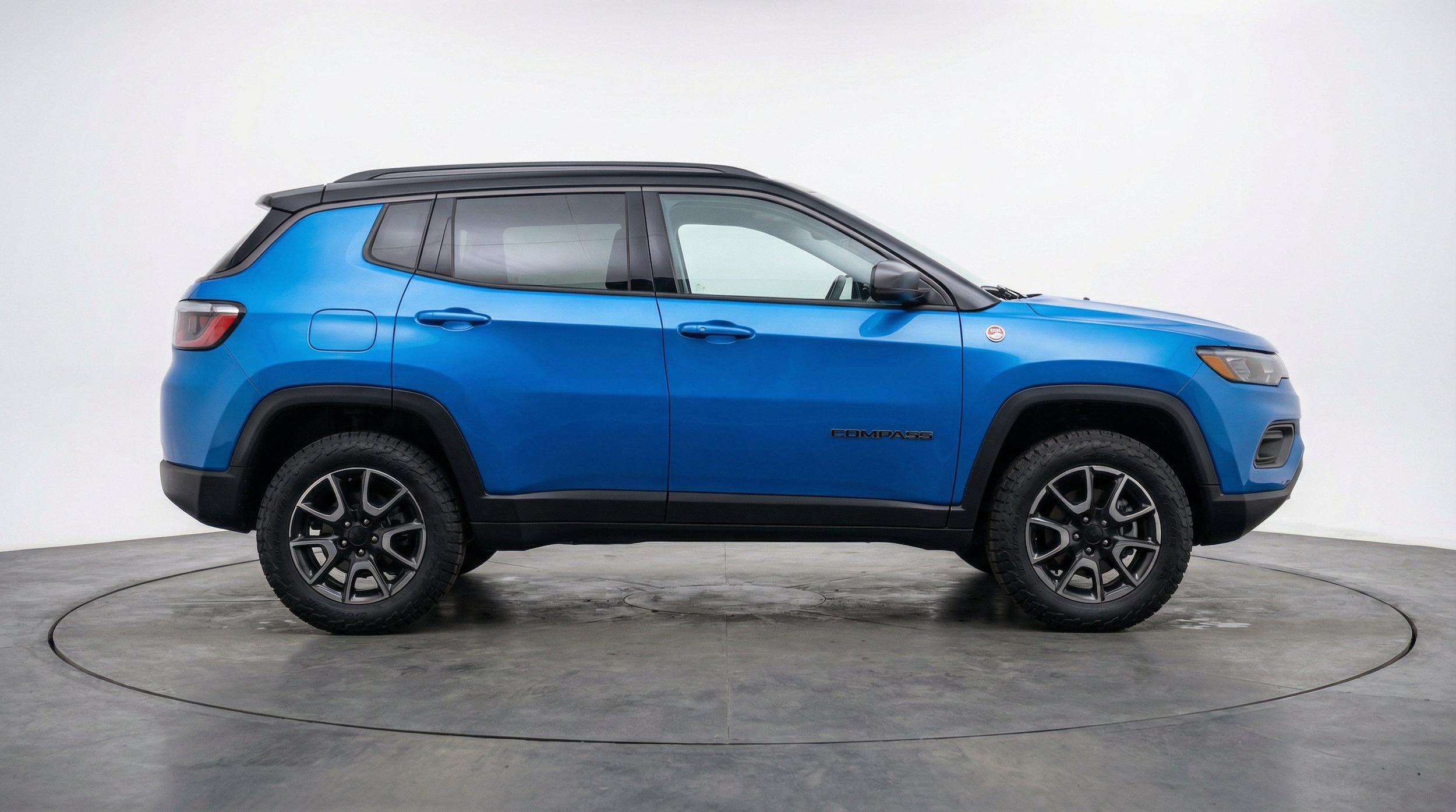 Thumbnail: 2025 Jeep Compass - 11