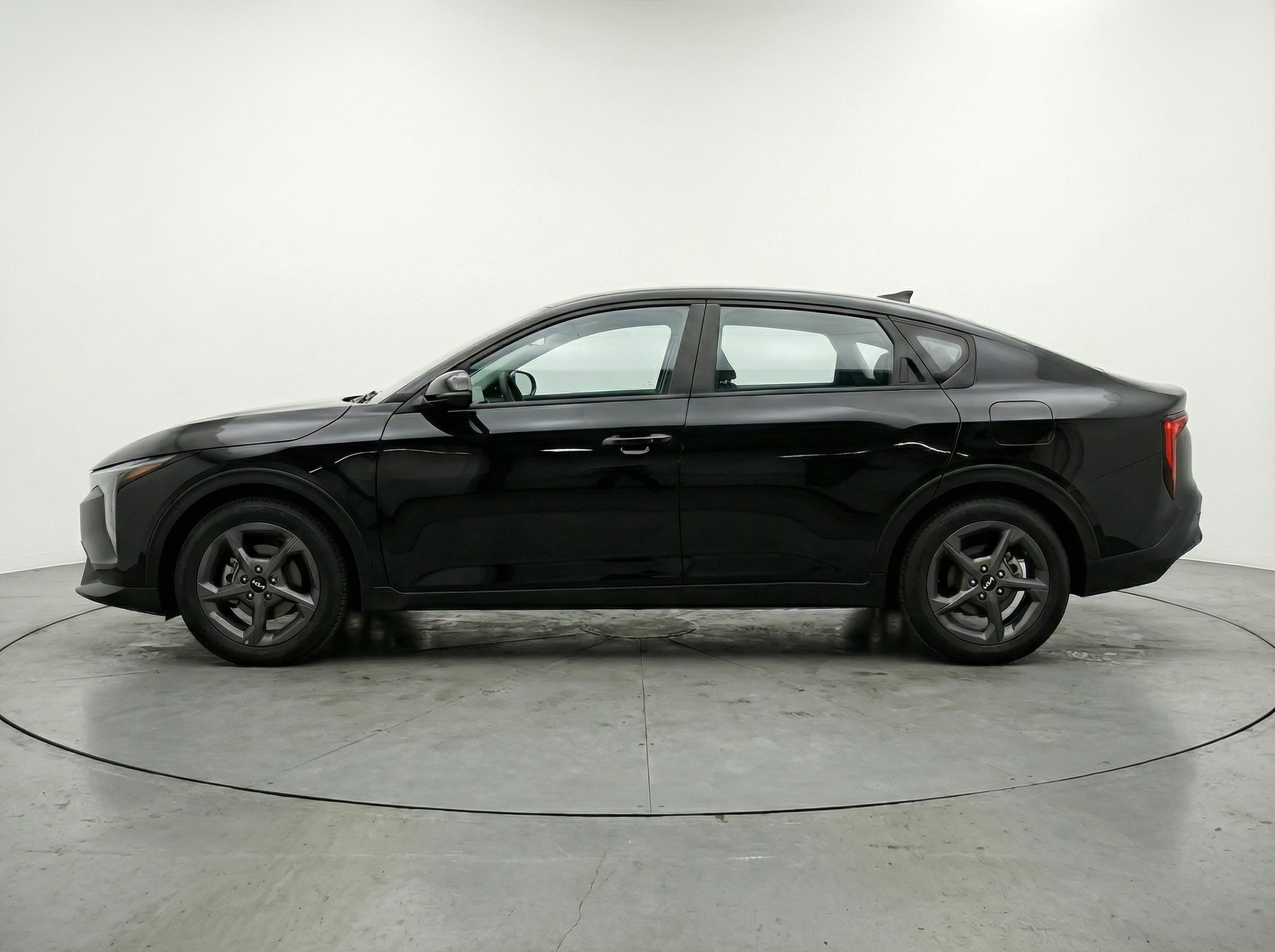 Thumbnail: 2025 Kia K4 - 4