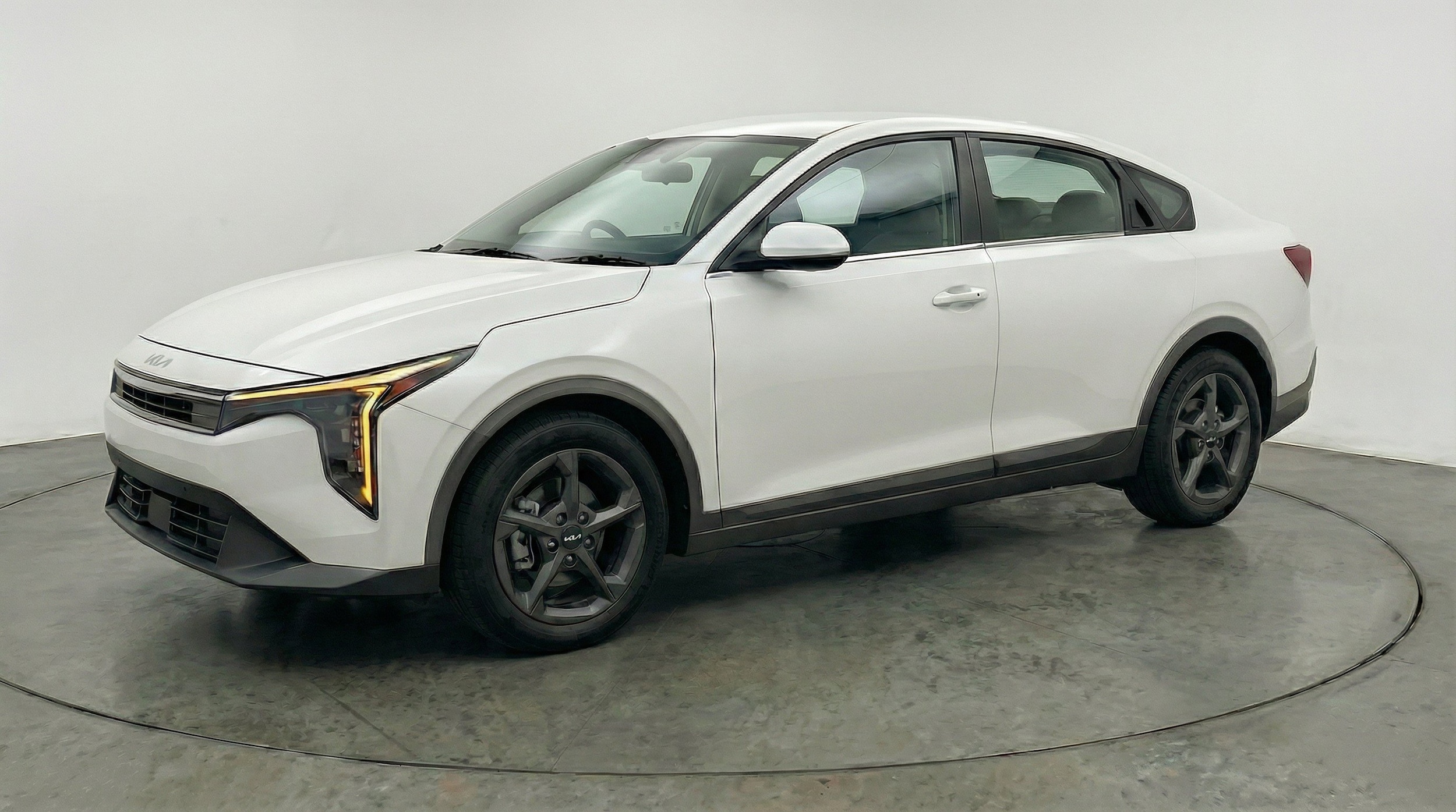 Thumbnail: 2026 Kia K4 - 3