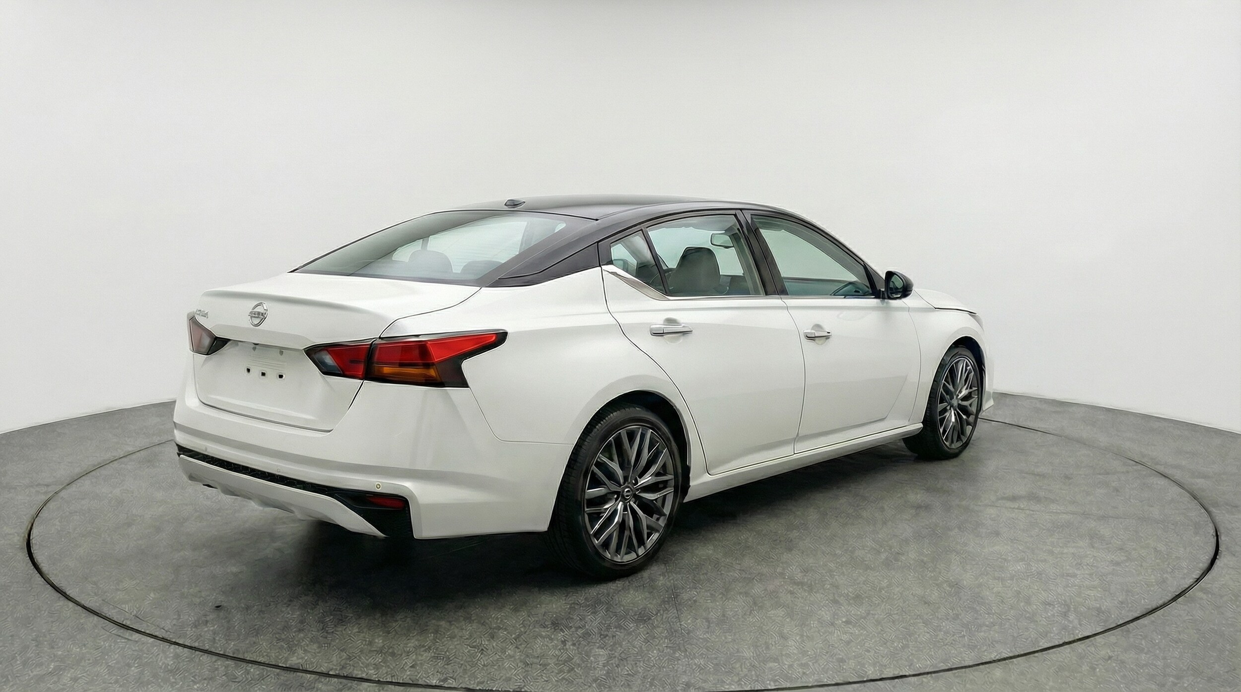 Thumbnail: 2025 Nissan Altima - 7