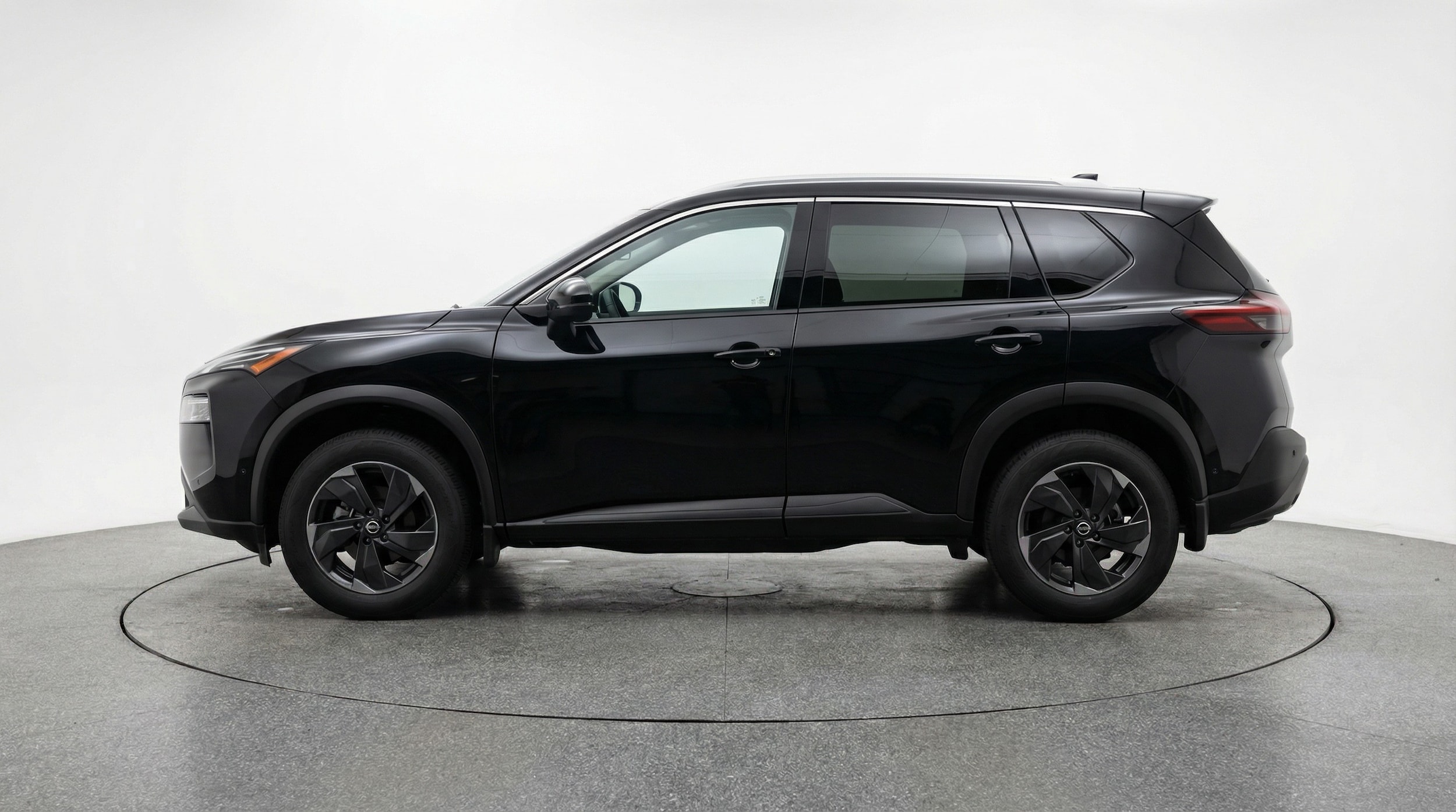 Thumbnail: 2025 Nissan Rogue - 4