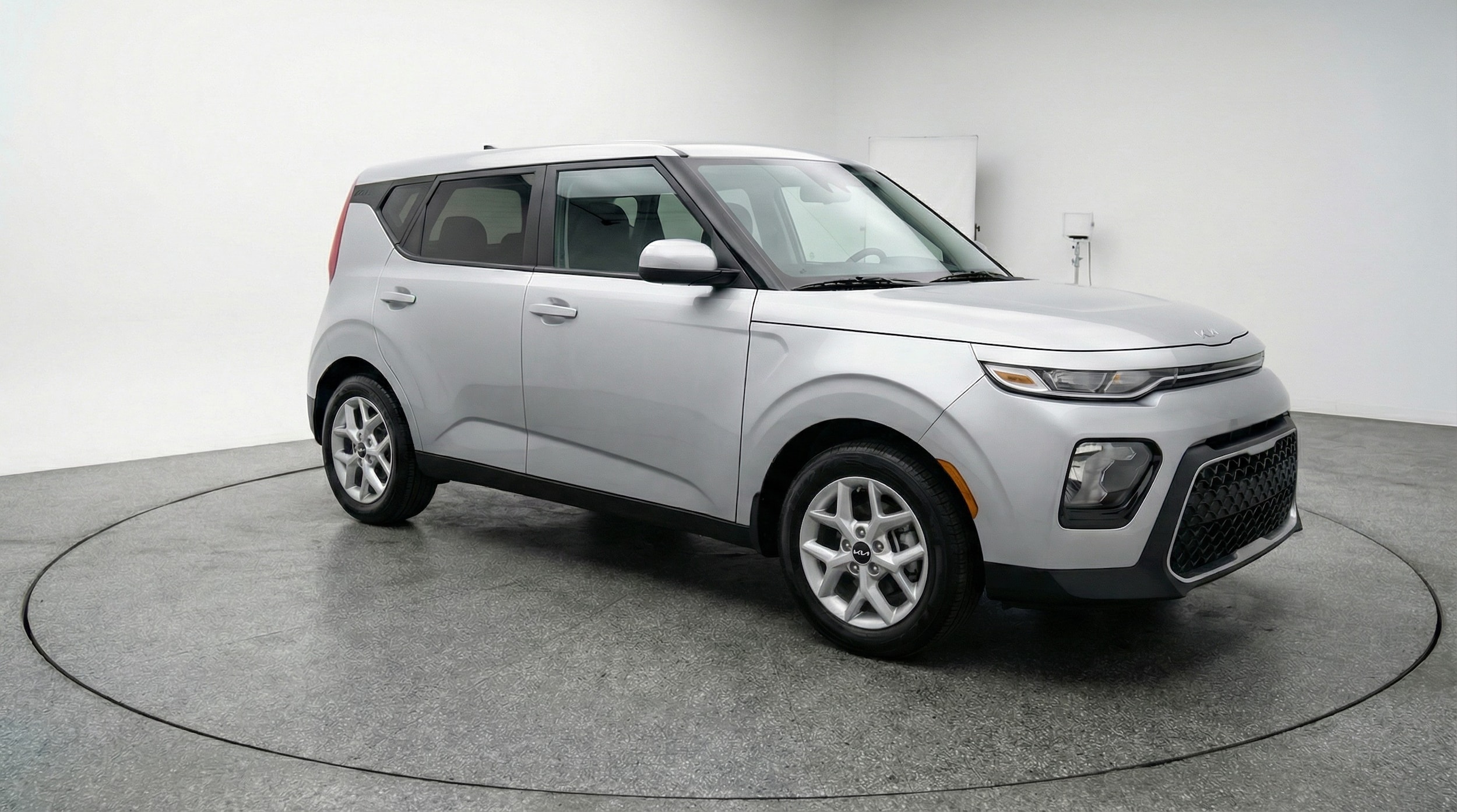 Thumbnail: 2025 Kia Soul - 1