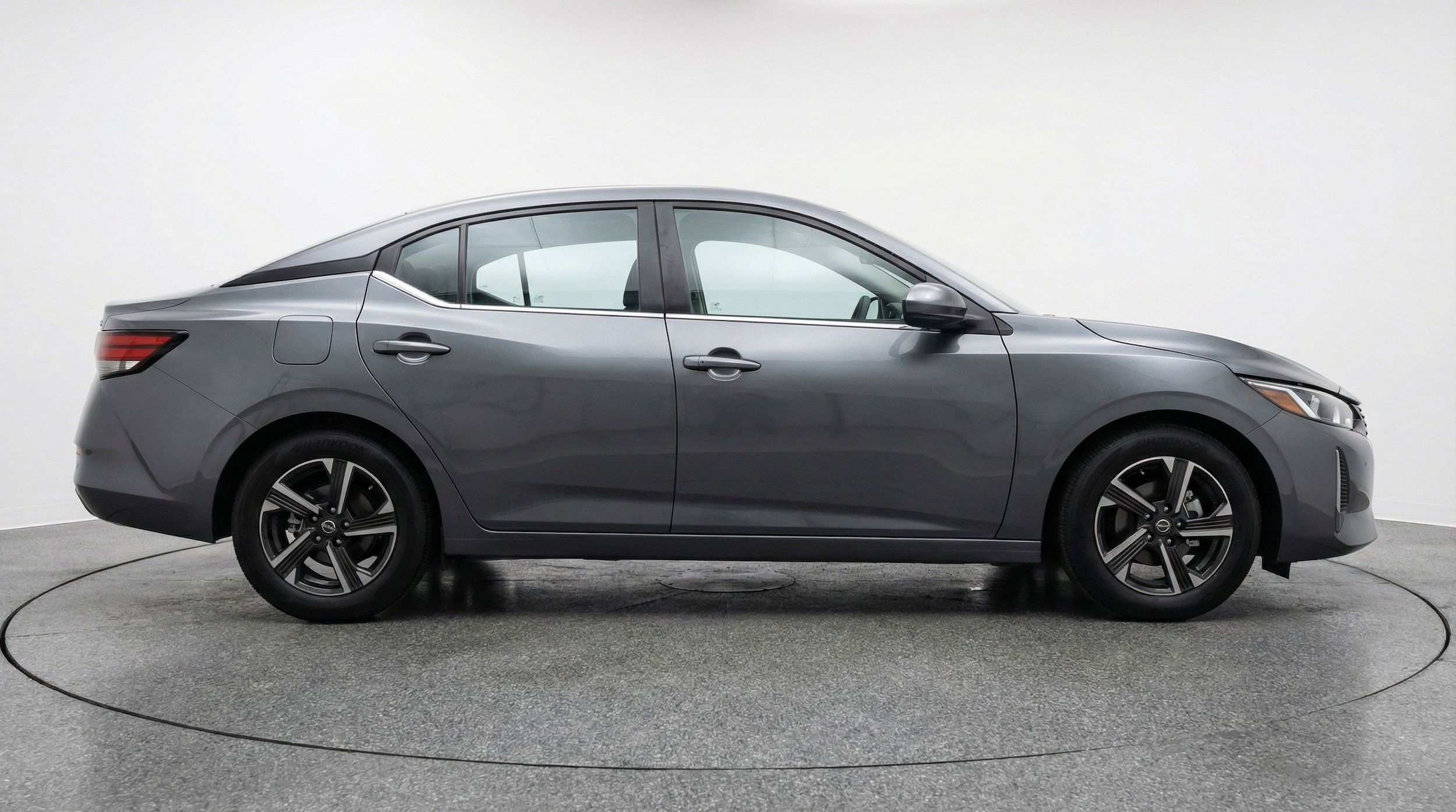 Thumbnail: 2025 Nissan Sentra - 11
