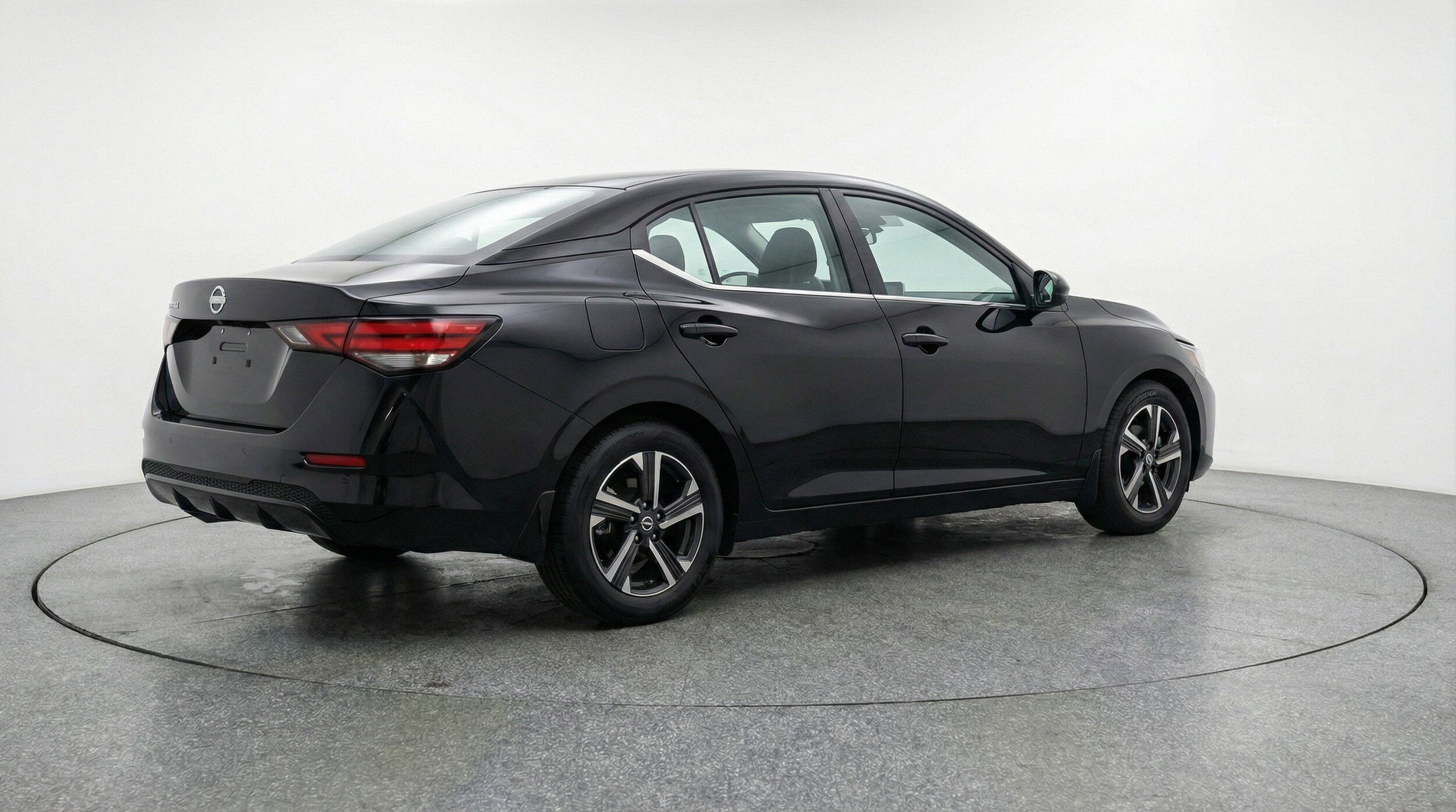 Thumbnail: 2025 Nissan Sentra - 9