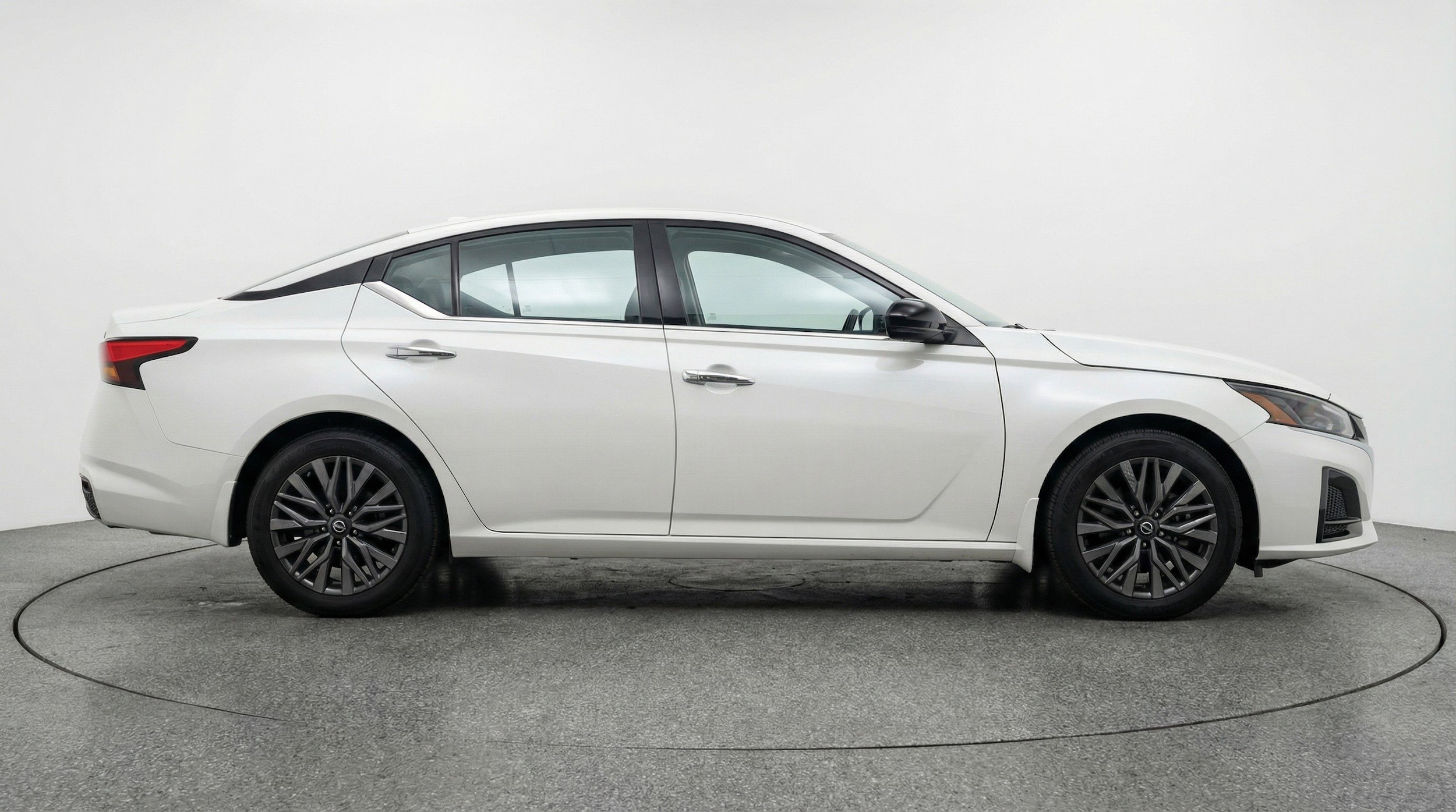 Thumbnail: 2025 Nissan Altima - 11