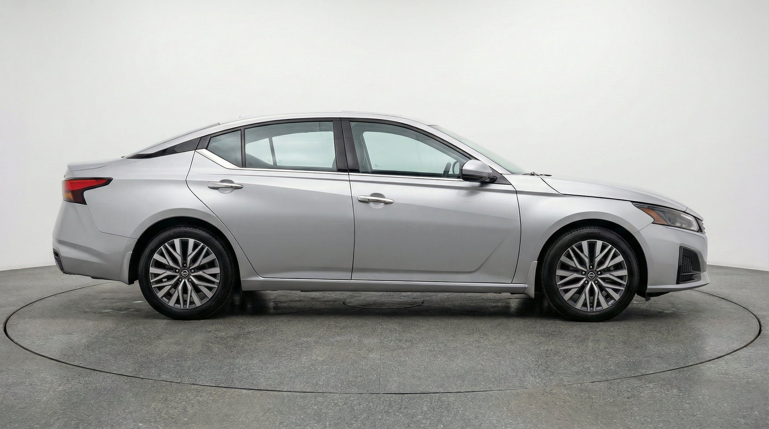 Thumbnail: 2025 Nissan Altima - 11